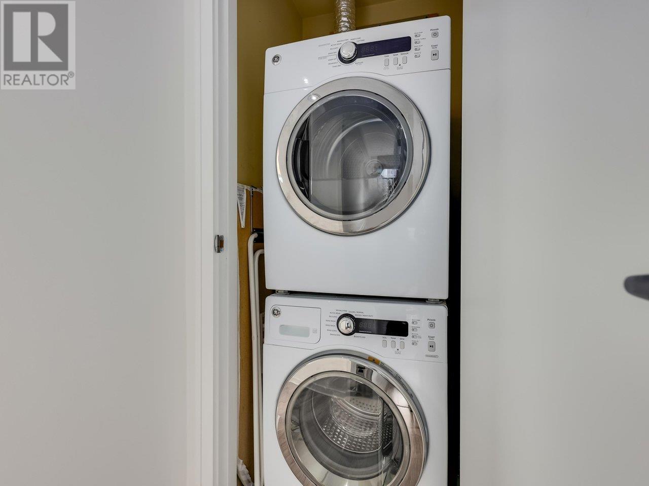 Listing Picture 23 of 24 : 1004 1003 BURNABY STREET, Vancouver / 溫哥華 - 魯藝地產 Yvonne Lu Group - MLS Medallion Club Member