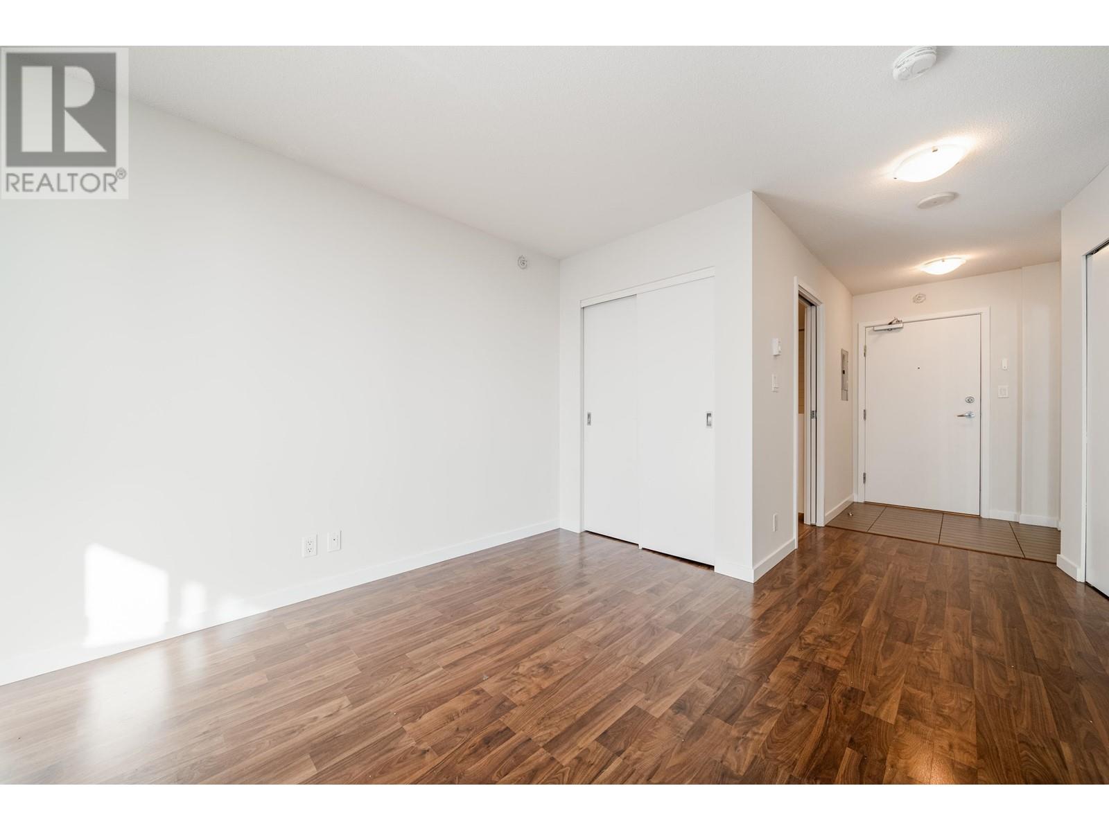 Listing Picture 14 of 40 : 908 233 ROBSON STREET, Vancouver / 溫哥華 - 魯藝地產 Yvonne Lu Group - MLS Medallion Club Member