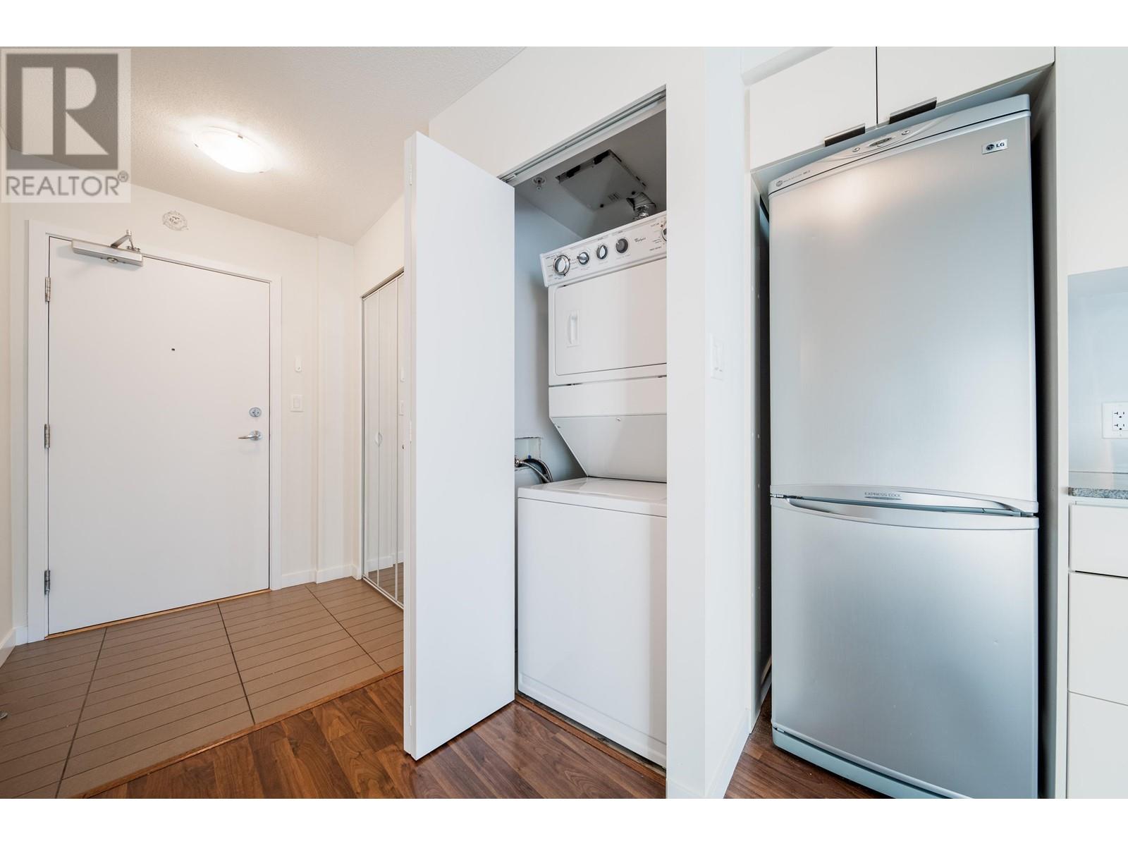 Listing Picture 20 of 40 : 908 233 ROBSON STREET, Vancouver / 溫哥華 - 魯藝地產 Yvonne Lu Group - MLS Medallion Club Member