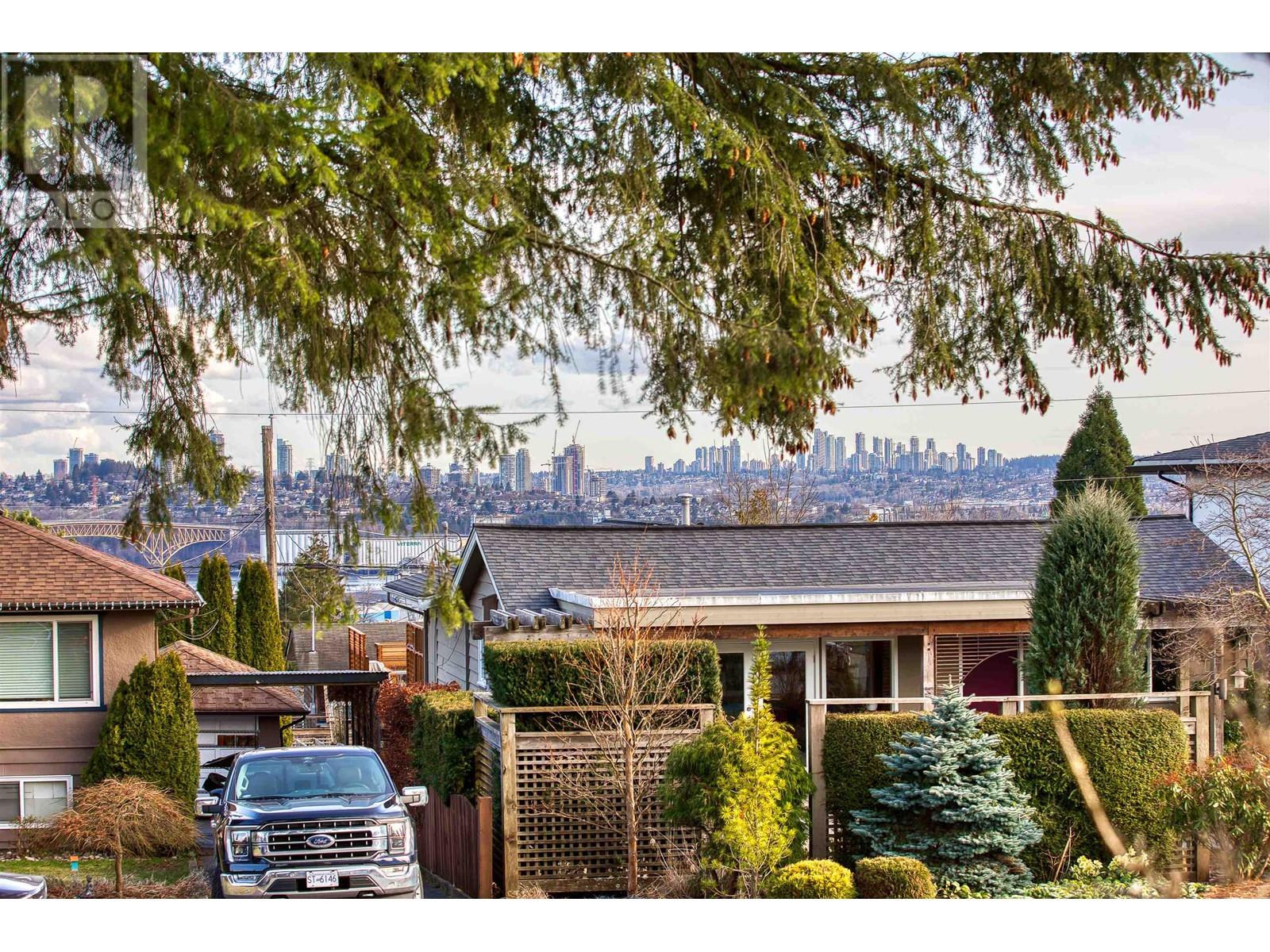 860 Whitchurch Street, North Vancouver, British Columbia  V7L 2A4 - Photo 9 - R2963338