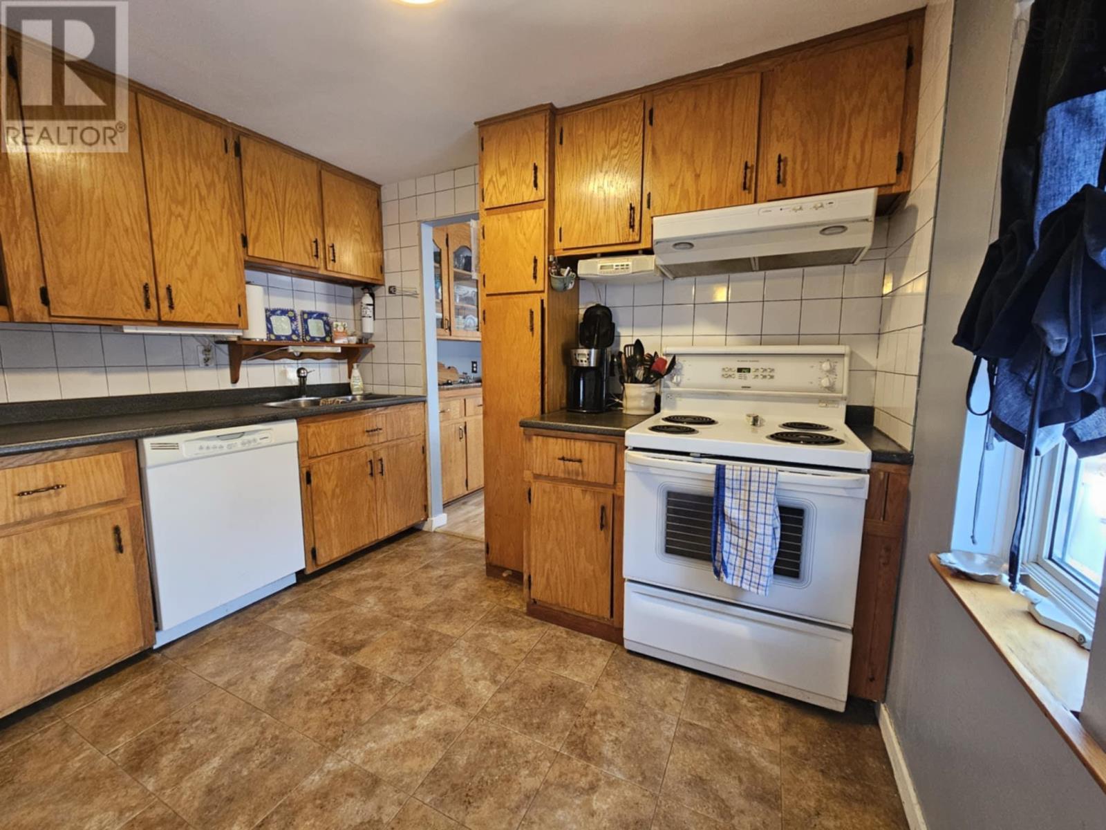 8820 Kempt Head Road, Kempt Head, Nova Scotia  B1X 1R4 - Photo 16 - 202501711