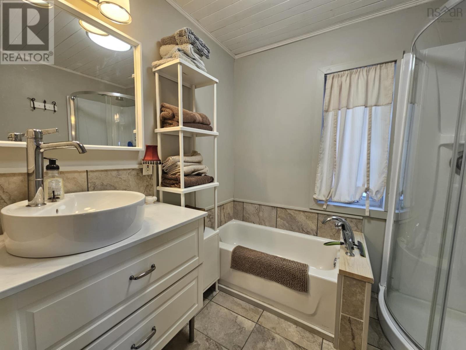 8820 Kempt Head Road, Kempt Head, Nova Scotia  B1X 1R4 - Photo 27 - 202501711