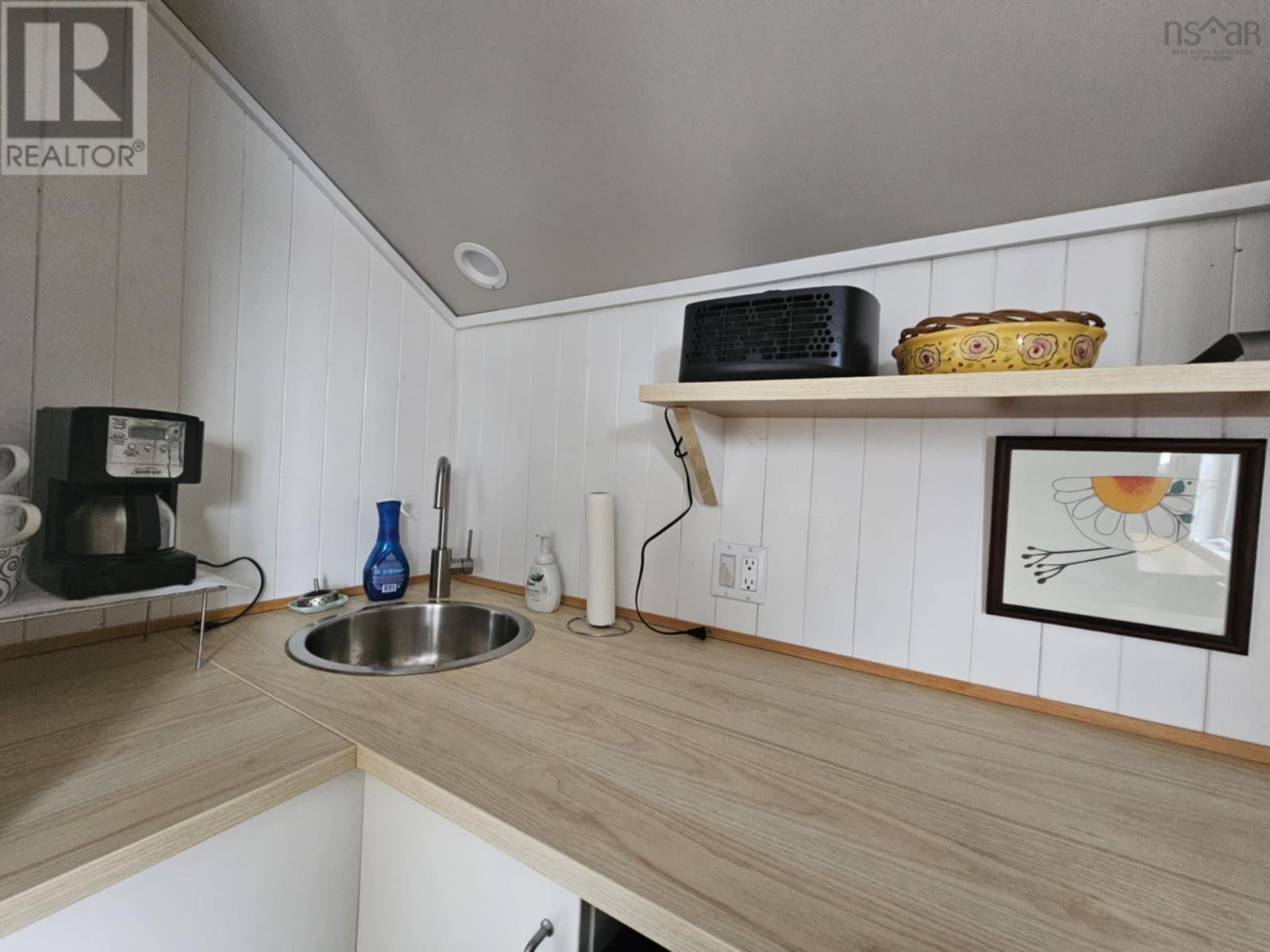 8820 Kempt Head Road, Kempt Head, Nova Scotia  B1X 1R4 - Photo 31 - 202501711