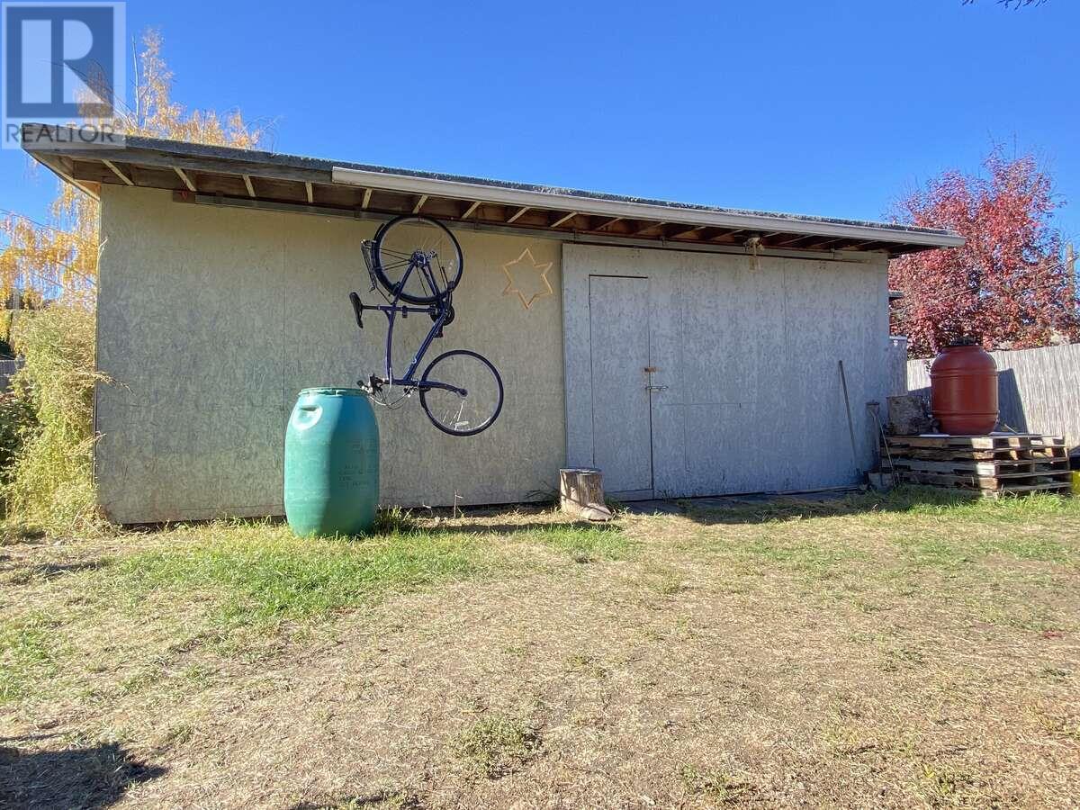 6887 16th Street, Grand Forks, British Columbia  V0H 1H0 - Photo 24 - 10334378