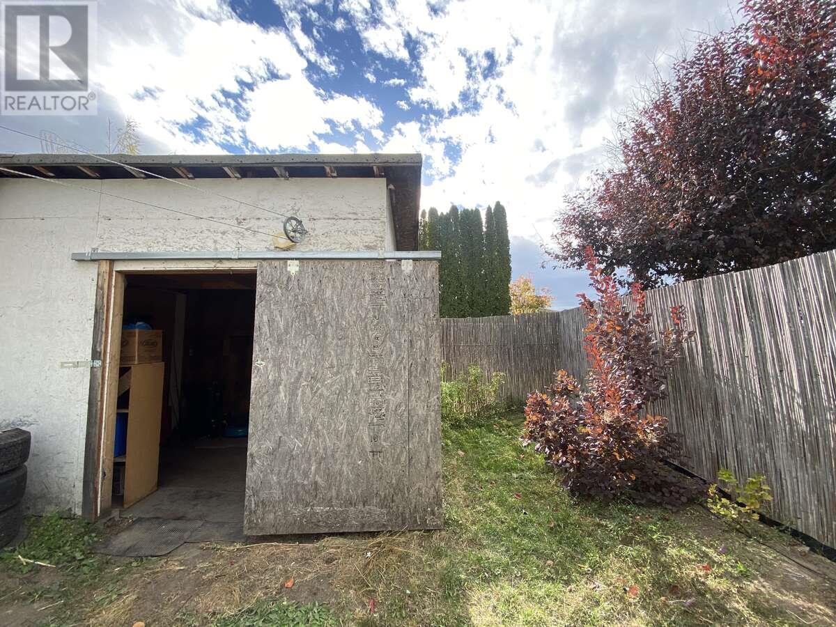 6887 16th Street, Grand Forks, British Columbia  V0H 1H0 - Photo 27 - 10334378