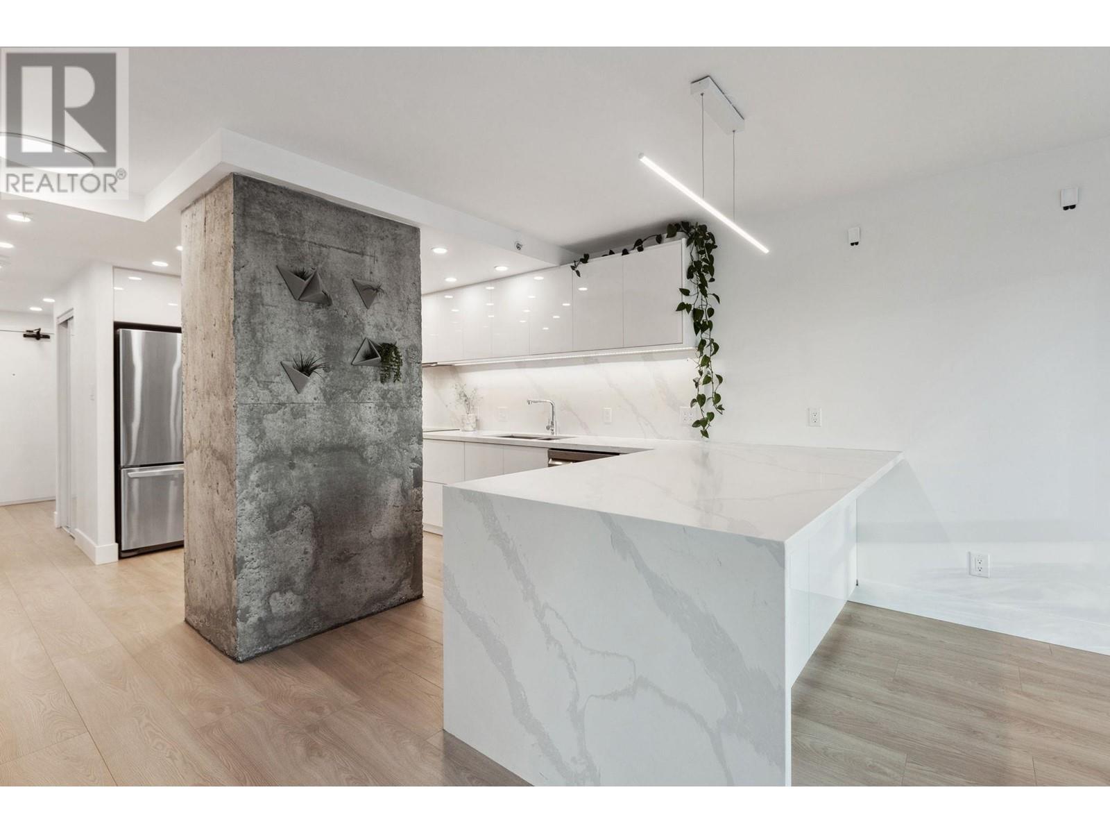 Listing Picture 4 of 25 : 2204 1238 MELVILLE STREET, Vancouver / 溫哥華 - 魯藝地產 Yvonne Lu Group - MLS Medallion Club Member