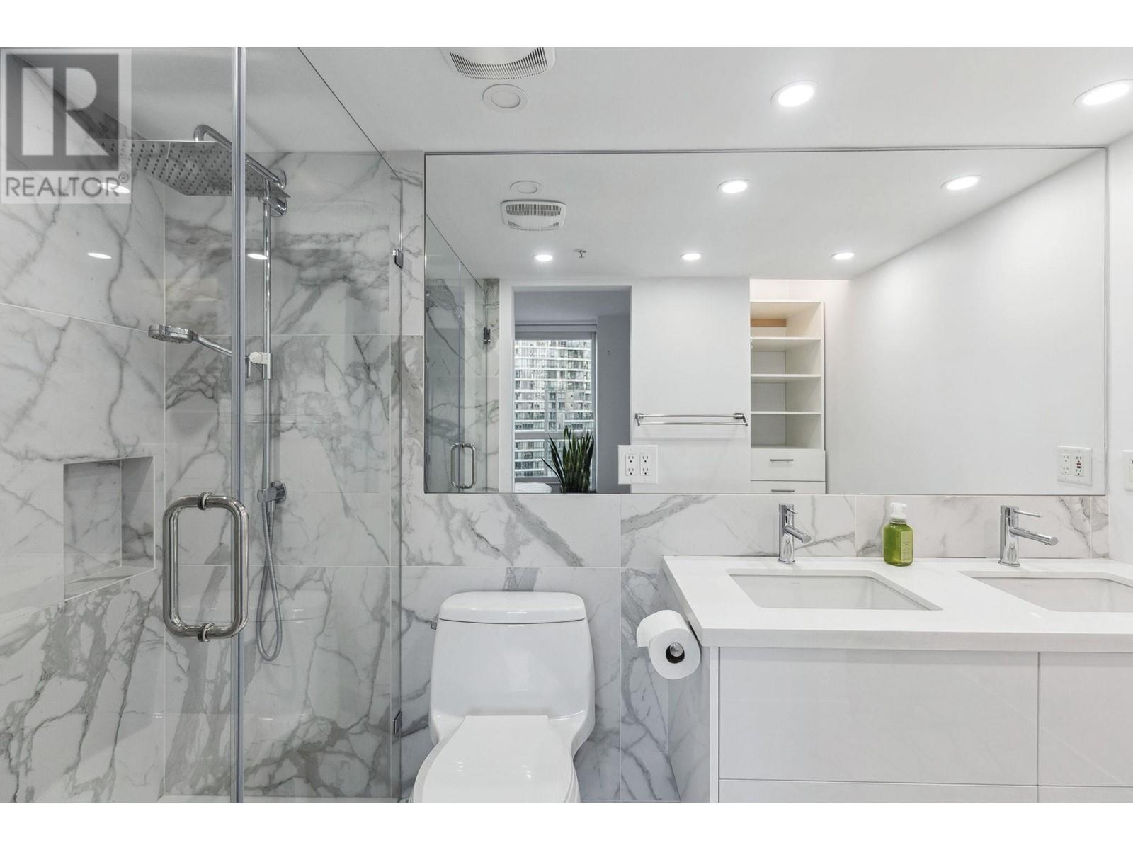 Listing Picture 16 of 25 : 2204 1238 MELVILLE STREET, Vancouver / 溫哥華 - 魯藝地產 Yvonne Lu Group - MLS Medallion Club Member