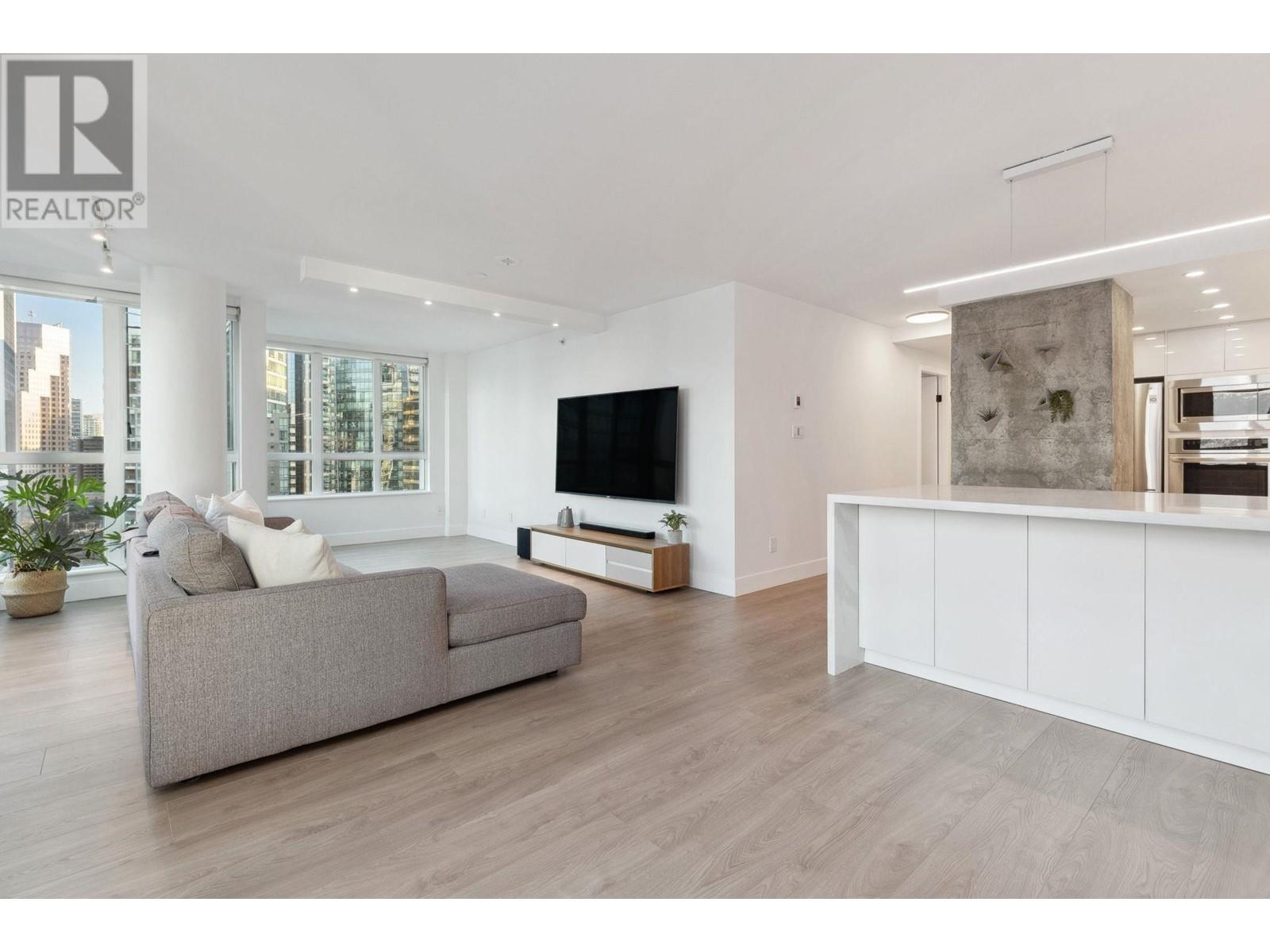 Listing Picture 9 of 25 : 2204 1238 MELVILLE STREET, Vancouver / 溫哥華 - 魯藝地產 Yvonne Lu Group - MLS Medallion Club Member