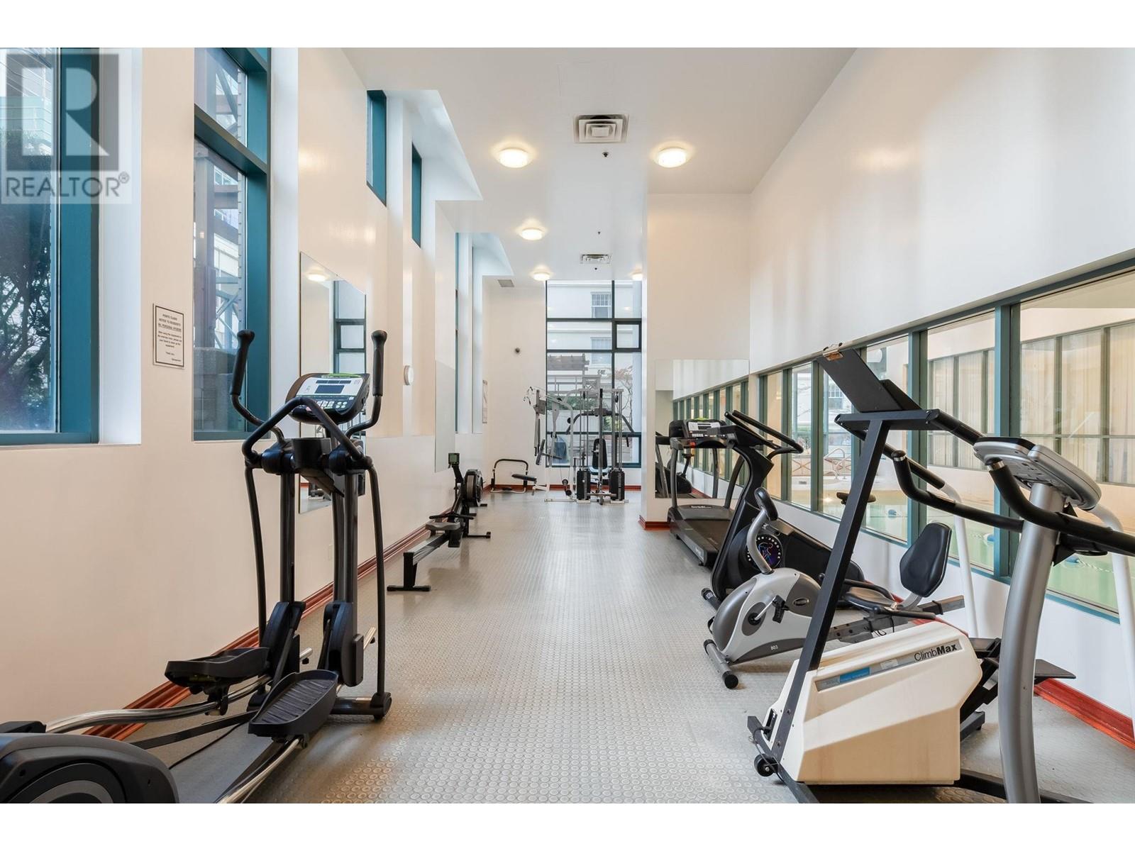 Listing Picture 23 of 25 : 2204 1238 MELVILLE STREET, Vancouver / 溫哥華 - 魯藝地產 Yvonne Lu Group - MLS Medallion Club Member