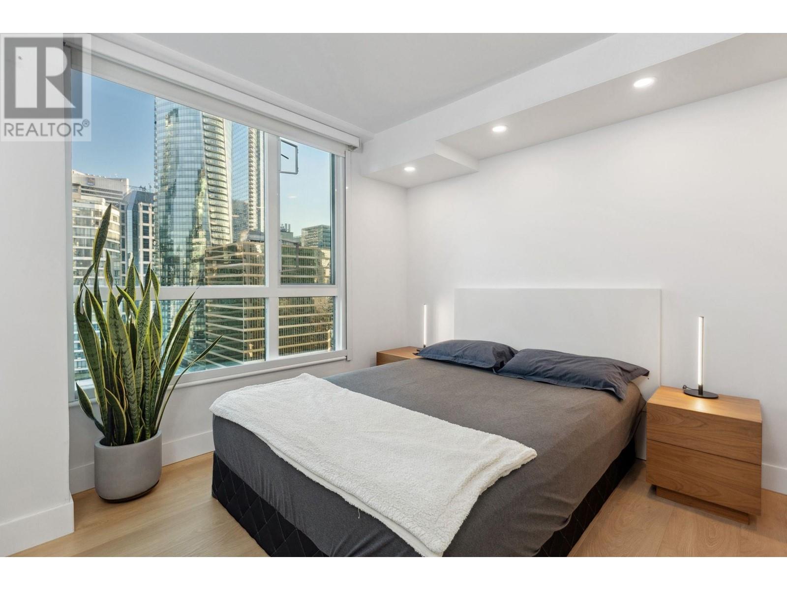 Listing Picture 15 of 25 : 2204 1238 MELVILLE STREET, Vancouver / 溫哥華 - 魯藝地產 Yvonne Lu Group - MLS Medallion Club Member