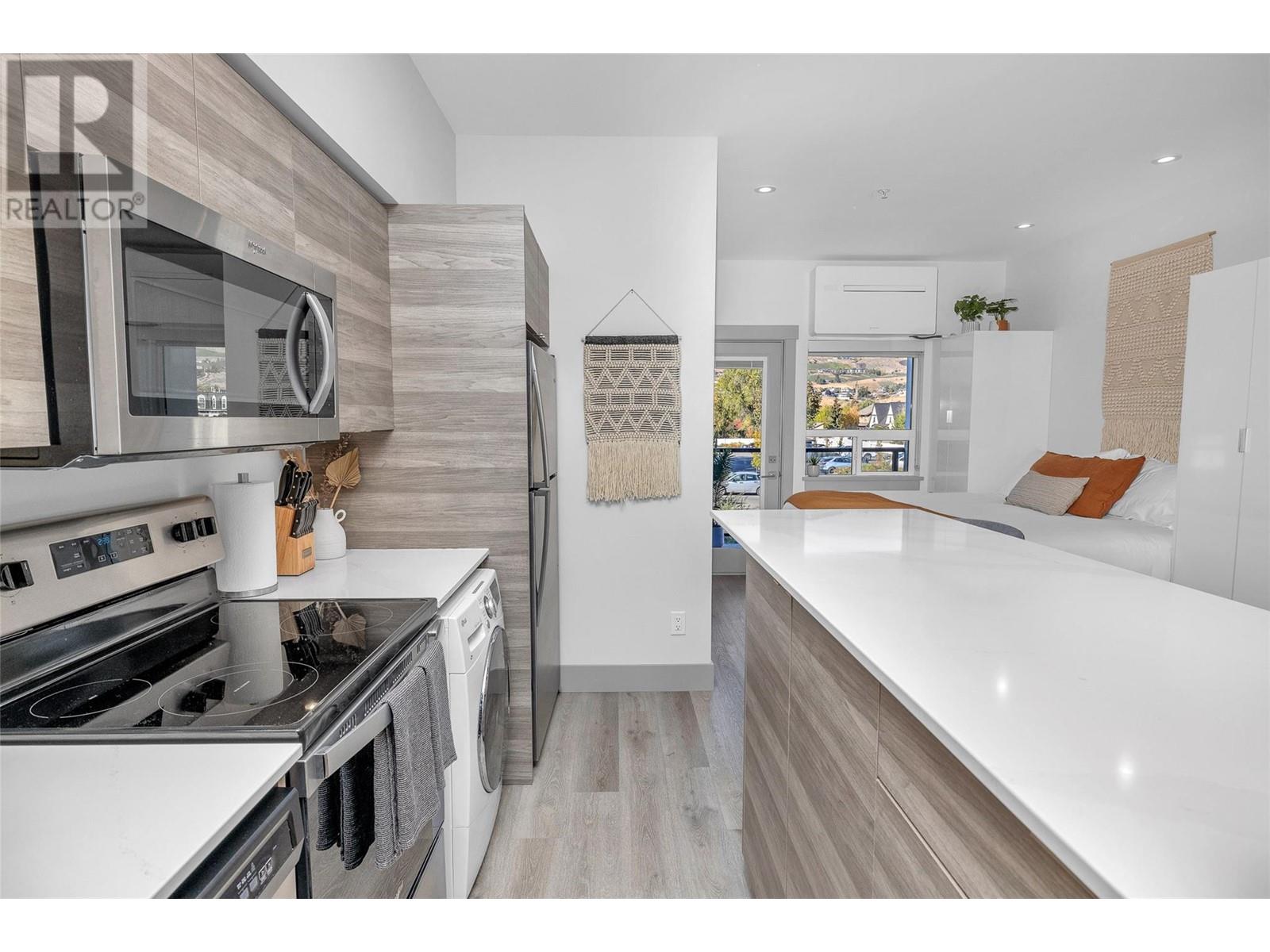 2555 Lakeshore Road Unit# 211, Vernon, British Columbia  V1H 0A4 - Photo 8 - 10333964