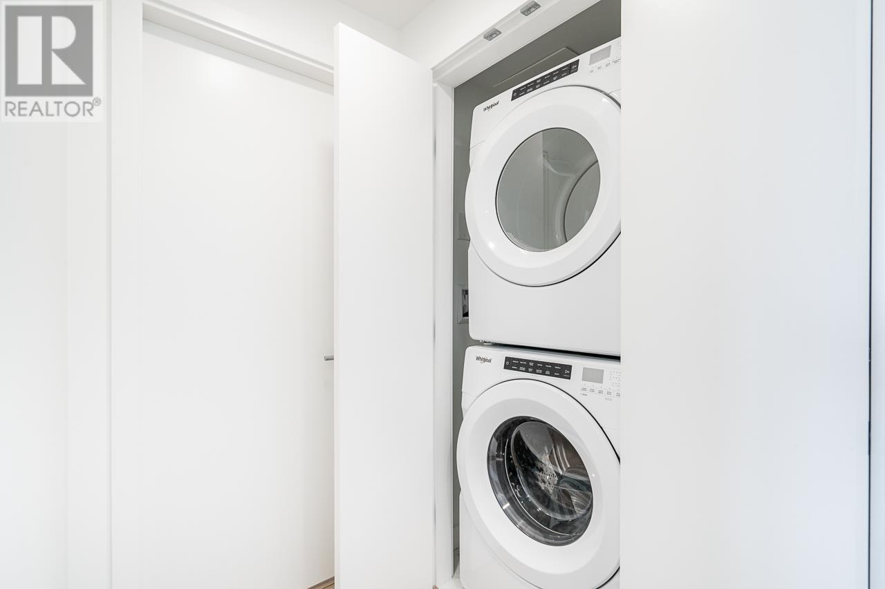 Listing Picture 14 of 20 : 402 7683 PARK CRESCENT, Burnaby / 本拿比 - 魯藝地產 Yvonne Lu Group - MLS Medallion Club Member