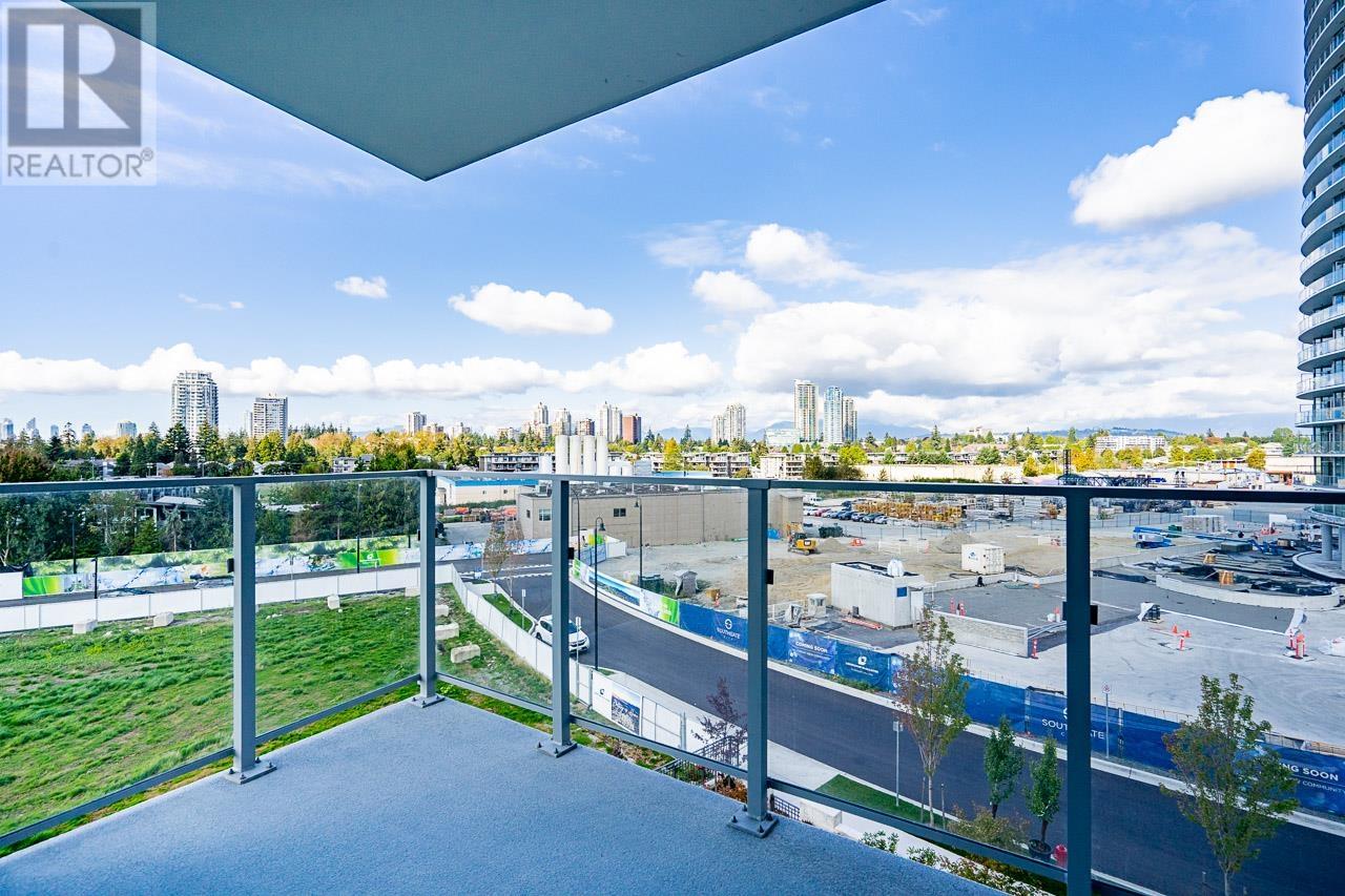 Listing Picture 15 of 20 : 402 7683 PARK CRESCENT, Burnaby / 本拿比 - 魯藝地產 Yvonne Lu Group - MLS Medallion Club Member