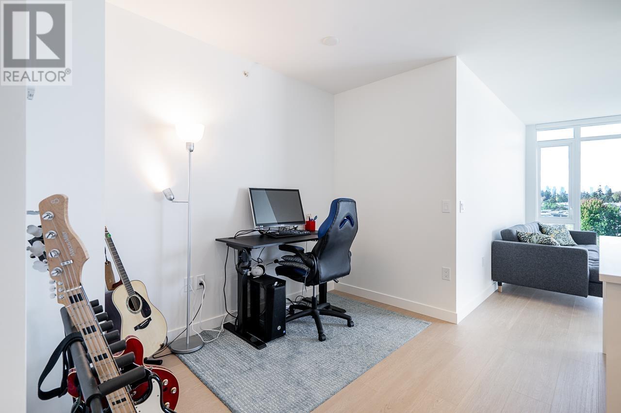 Listing Picture 7 of 20 : 402 7683 PARK CRESCENT, Burnaby / 本拿比 - 魯藝地產 Yvonne Lu Group - MLS Medallion Club Member