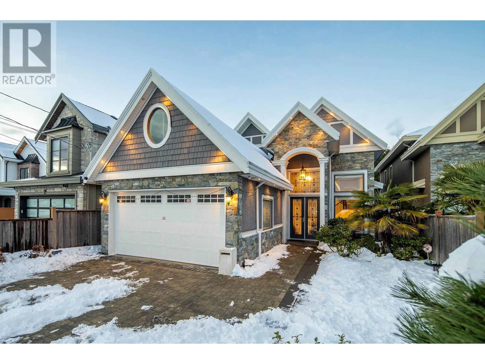 Listing Picture 2 of 24 : 3651 LOCKHART ROAD, Richmond / 烈治文 - 魯藝地產 Yvonne Lu Group - MLS Medallion Club Member