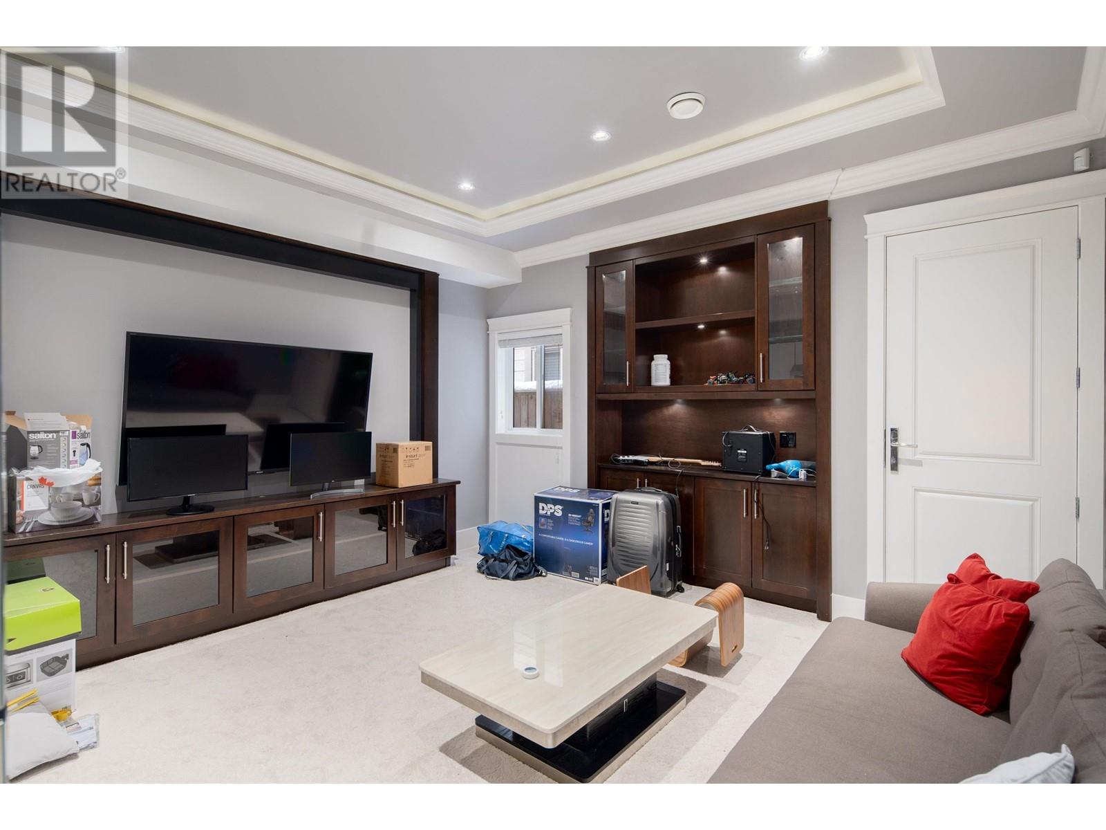 Listing Picture 20 of 24 : 3651 LOCKHART ROAD, Richmond / 烈治文 - 魯藝地產 Yvonne Lu Group - MLS Medallion Club Member