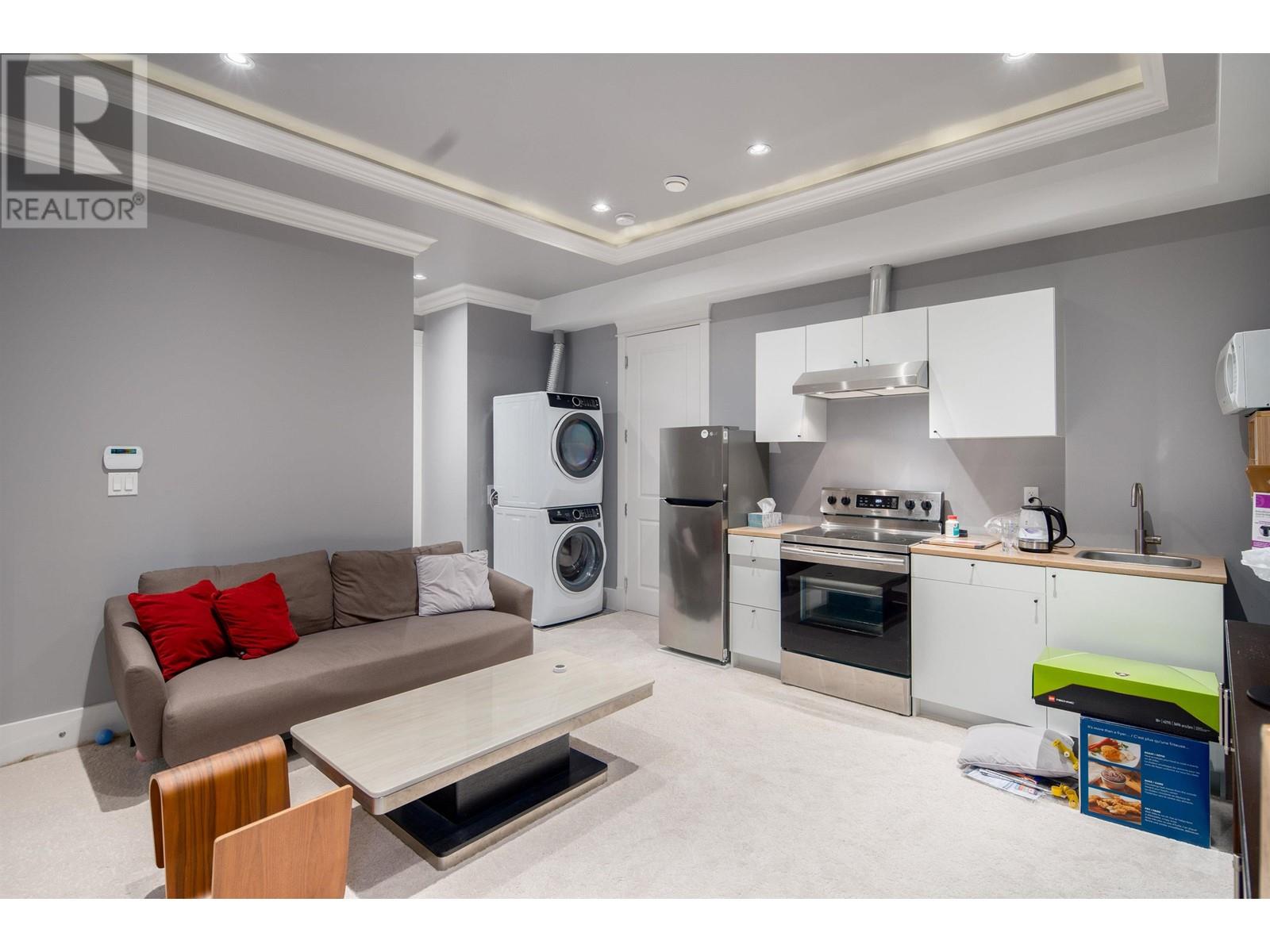 Listing Picture 21 of 24 : 3651 LOCKHART ROAD, Richmond / 烈治文 - 魯藝地產 Yvonne Lu Group - MLS Medallion Club Member