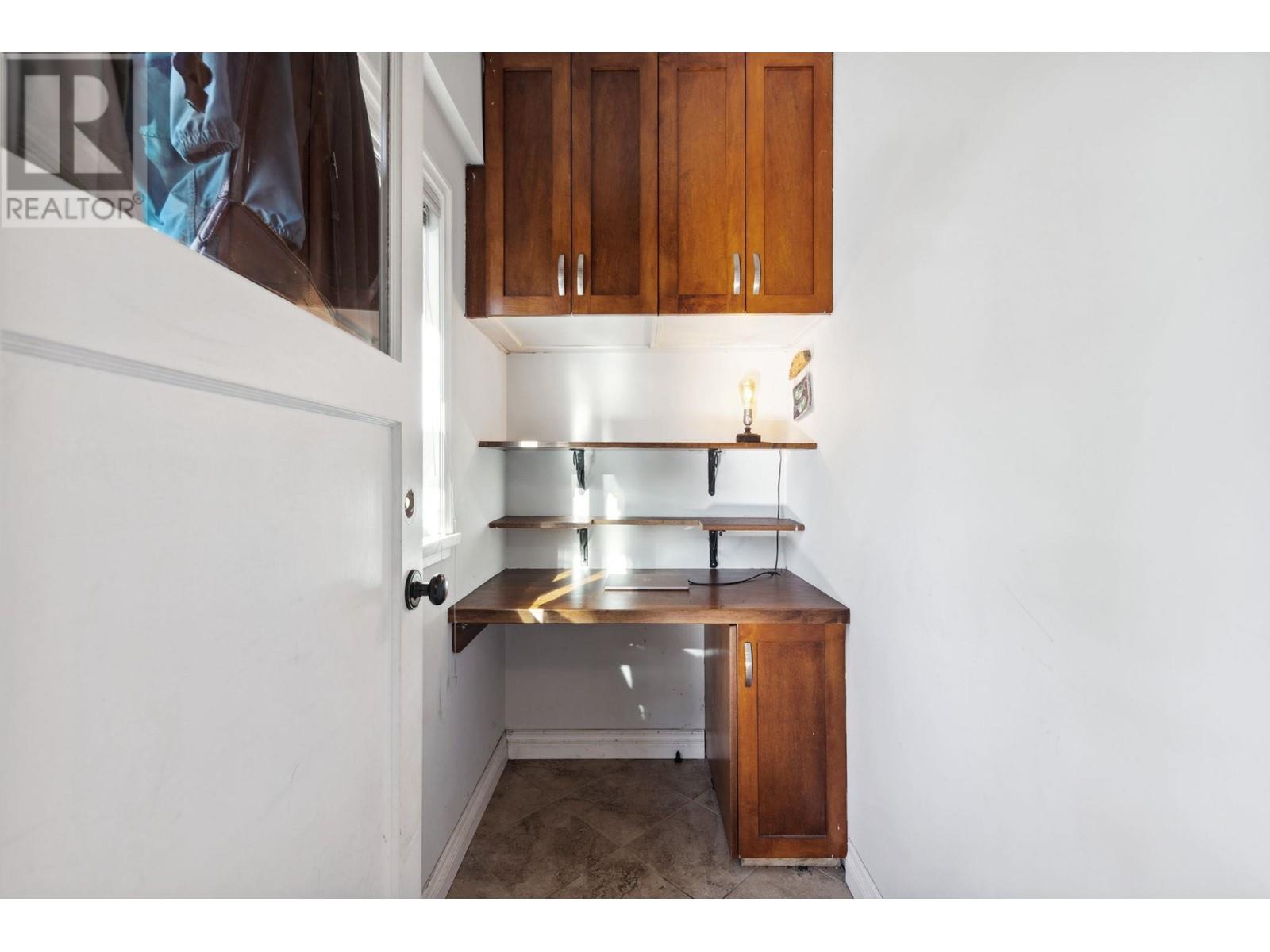 Listing Picture 23 of 39 : 3365 VICTORIA DRIVE, Vancouver / 溫哥華 - 魯藝地產 Yvonne Lu Group - MLS Medallion Club Member