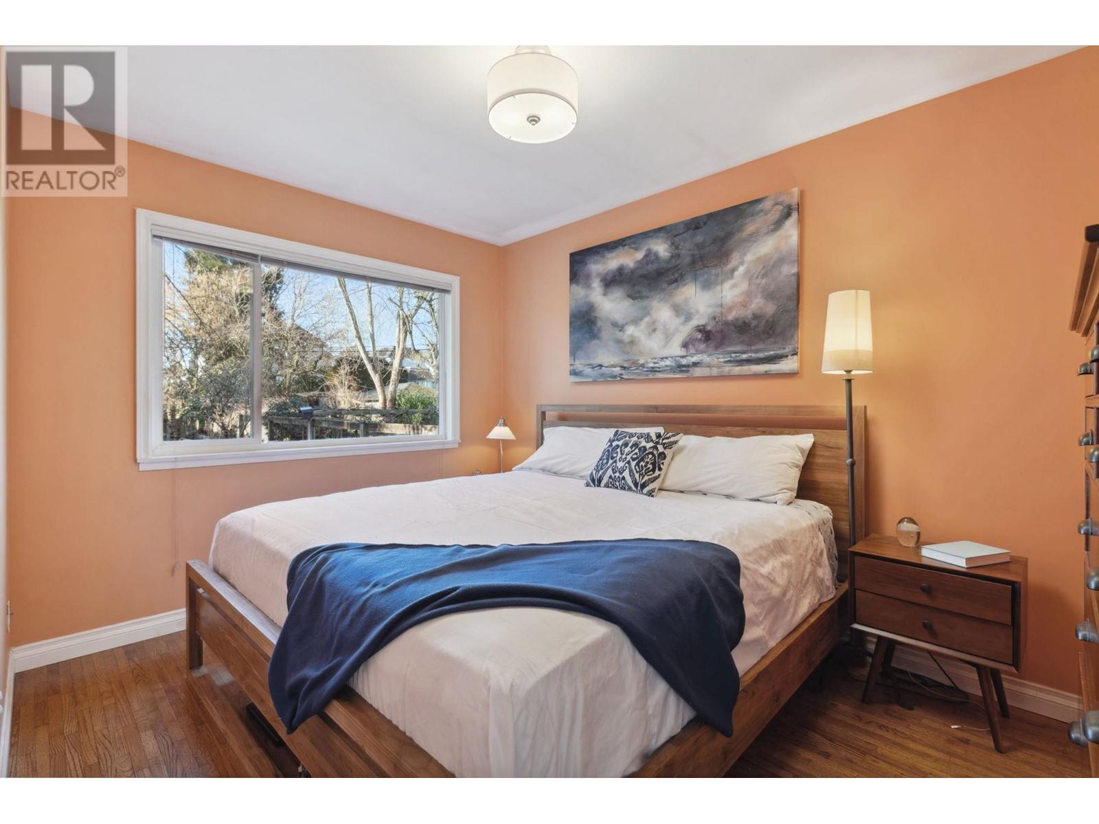 Listing Picture 24 of 39 : 3365 VICTORIA DRIVE, Vancouver / 溫哥華 - 魯藝地產 Yvonne Lu Group - MLS Medallion Club Member