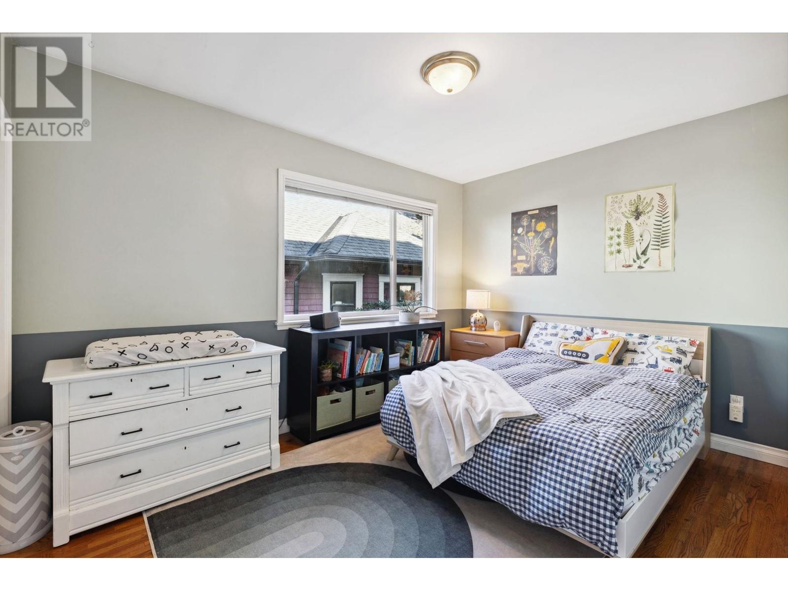 Listing Picture 26 of 39 : 3365 VICTORIA DRIVE, Vancouver / 溫哥華 - 魯藝地產 Yvonne Lu Group - MLS Medallion Club Member