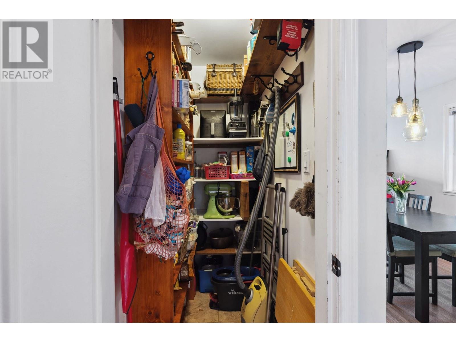 Listing Picture 27 of 39 : 3365 VICTORIA DRIVE, Vancouver / 溫哥華 - 魯藝地產 Yvonne Lu Group - MLS Medallion Club Member