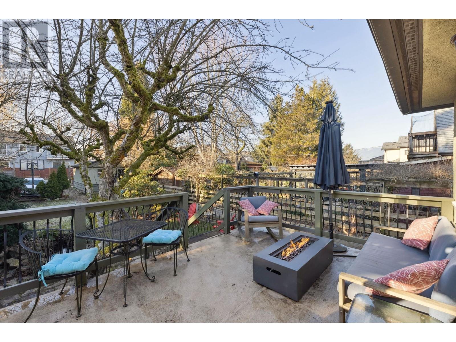 Listing Picture 33 of 39 : 3365 VICTORIA DRIVE, Vancouver / 溫哥華 - 魯藝地產 Yvonne Lu Group - MLS Medallion Club Member