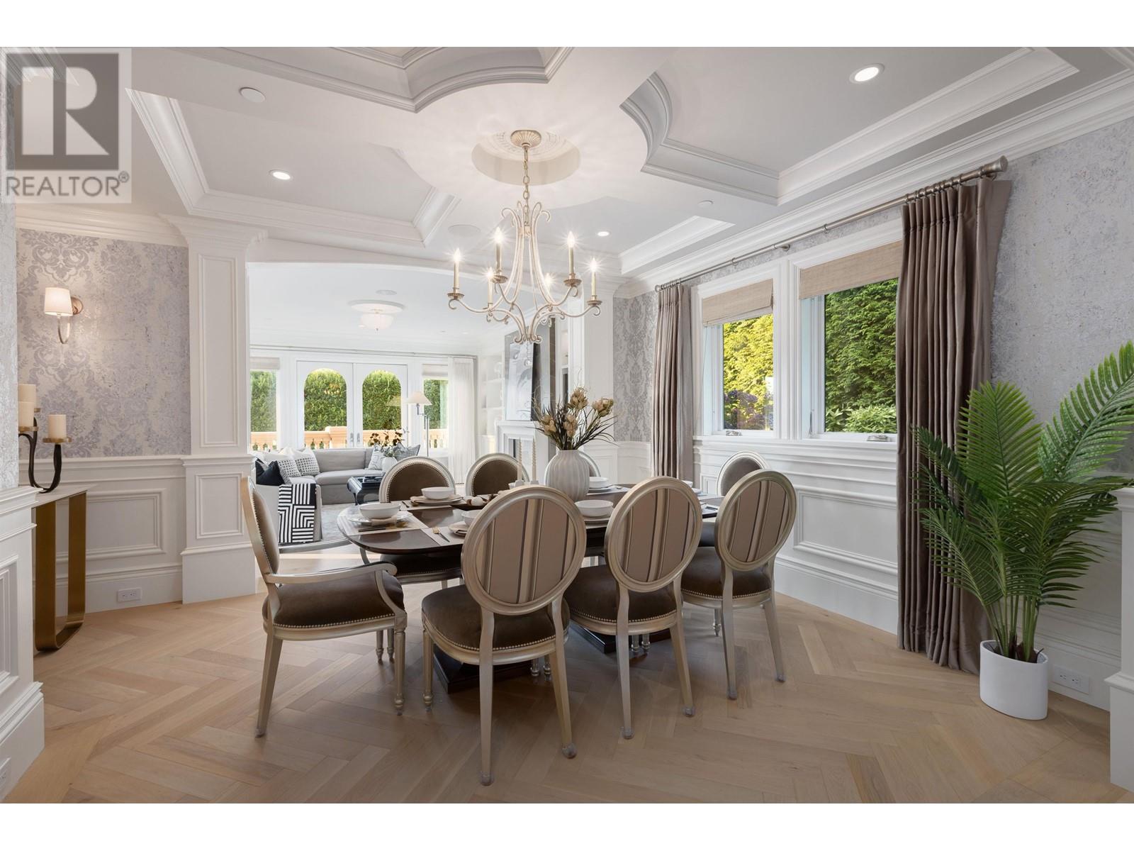 Listing Picture 3 of 22 : 5957 CHANCELLOR BOULEVARD, Vancouver / 溫哥華 - 魯藝地產 Yvonne Lu Group - MLS Medallion Club Member