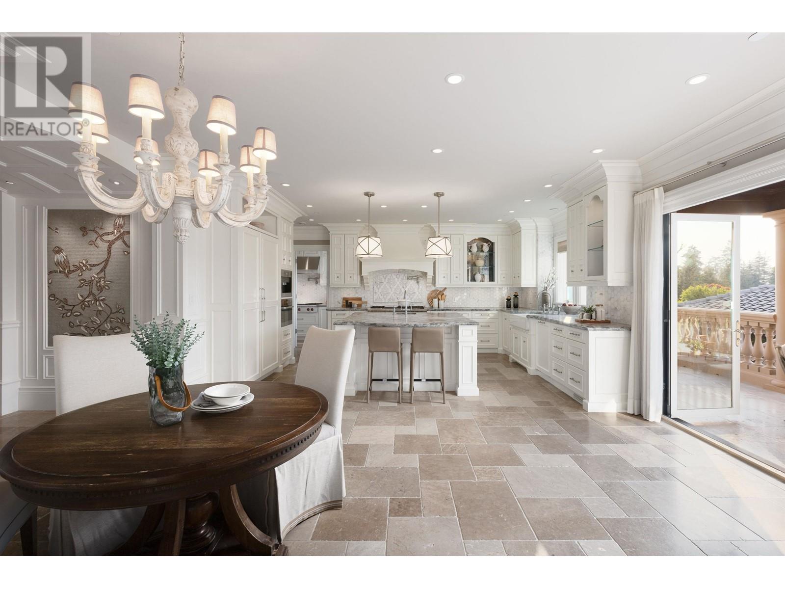 Listing Picture 5 of 22 : 5957 CHANCELLOR BOULEVARD, Vancouver / 溫哥華 - 魯藝地產 Yvonne Lu Group - MLS Medallion Club Member
