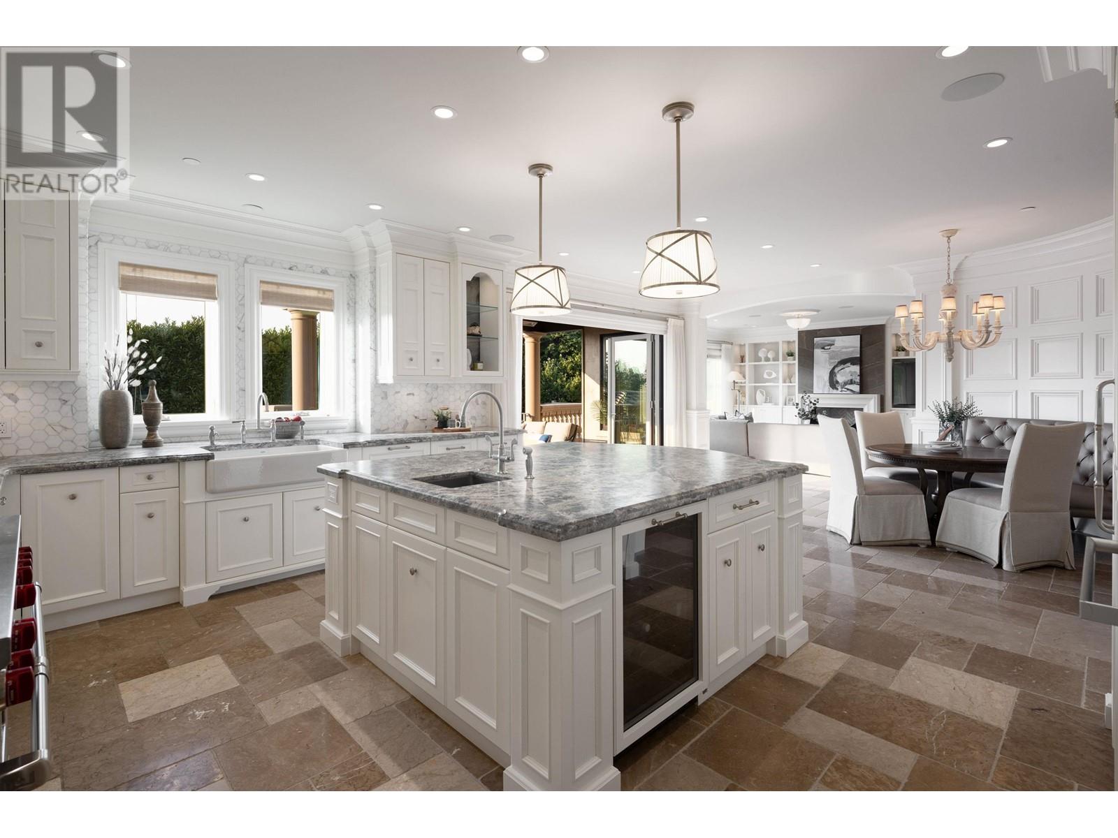 Listing Picture 6 of 22 : 5957 CHANCELLOR BOULEVARD, Vancouver / 溫哥華 - 魯藝地產 Yvonne Lu Group - MLS Medallion Club Member