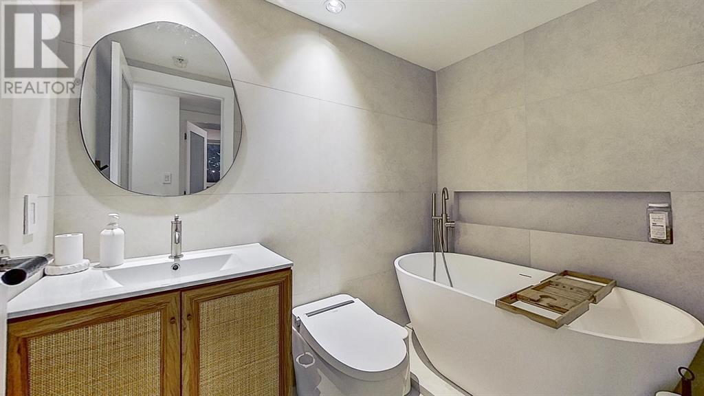 Listing Picture 11 of 21 : 202 1033 MARINASIDE CRESCENT, Vancouver / 溫哥華 - 魯藝地產 Yvonne Lu Group - MLS Medallion Club Member