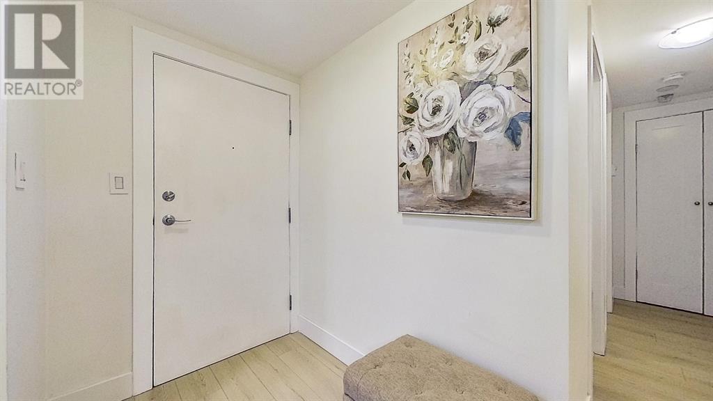 Listing Picture 5 of 21 : 202 1033 MARINASIDE CRESCENT, Vancouver / 溫哥華 - 魯藝地產 Yvonne Lu Group - MLS Medallion Club Member