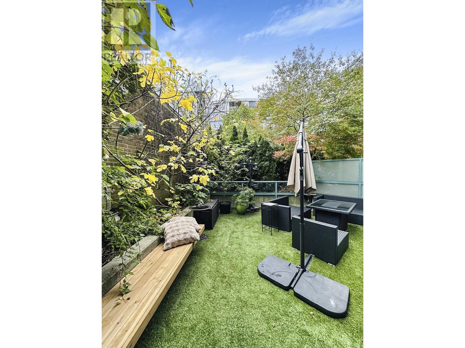 202 1033 MARINASIDE CRESCENT, Vancouver