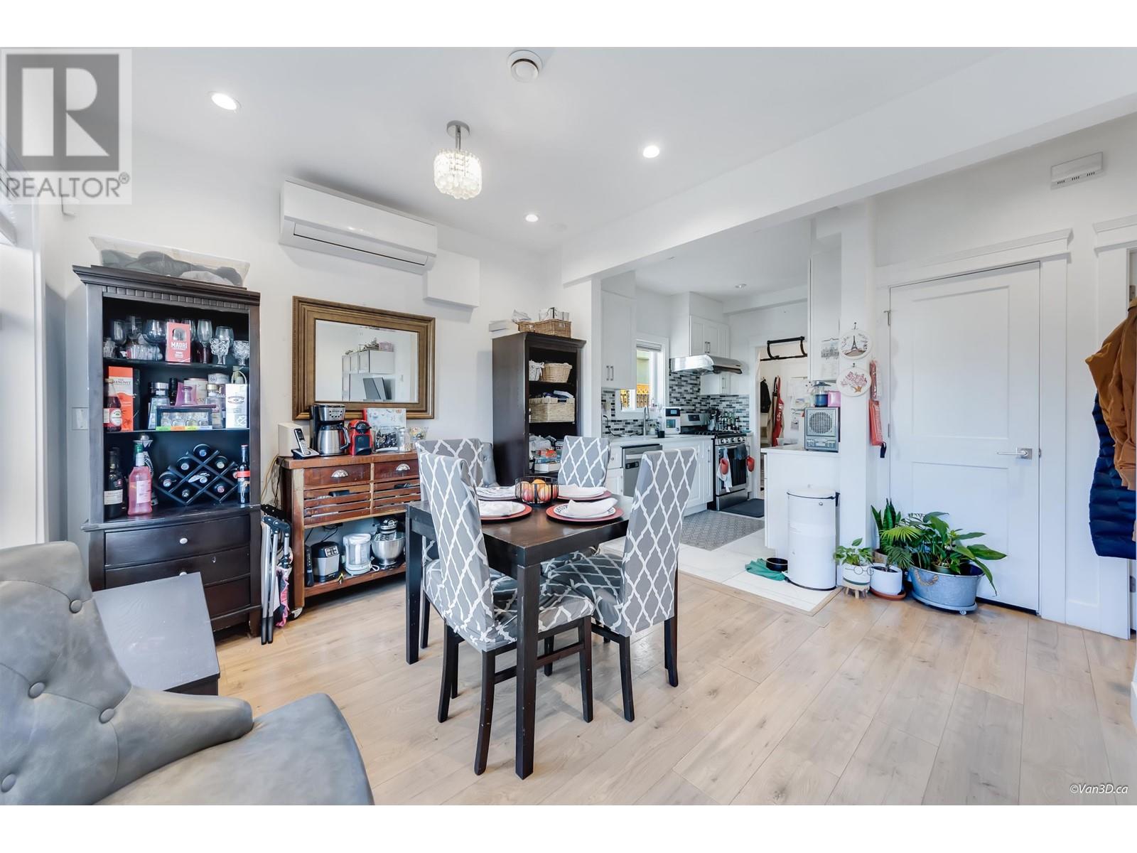 5256 Norfolk Street, Burnaby, British Columbia  V5G 1G2 - Photo 8 - R2963262