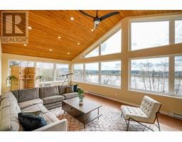 11502 WOOD STREET, Maple Ridge, British Columbia