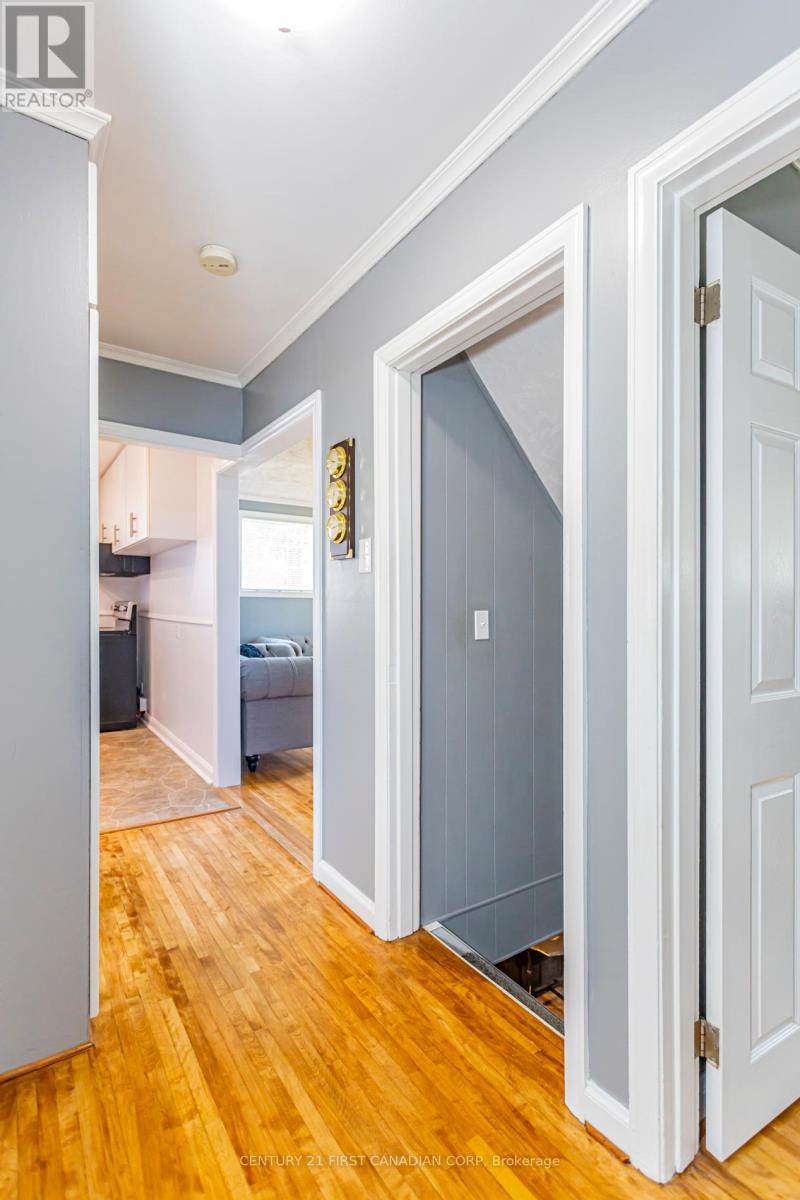 383 Foyston Road, London South (South B), Ontario  N6K 2J7 - Photo 11 - X11955691