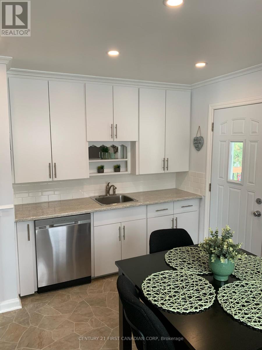 383 Foyston Road, London South (South B), Ontario  N6K 2J7 - Photo 12 - X11955691