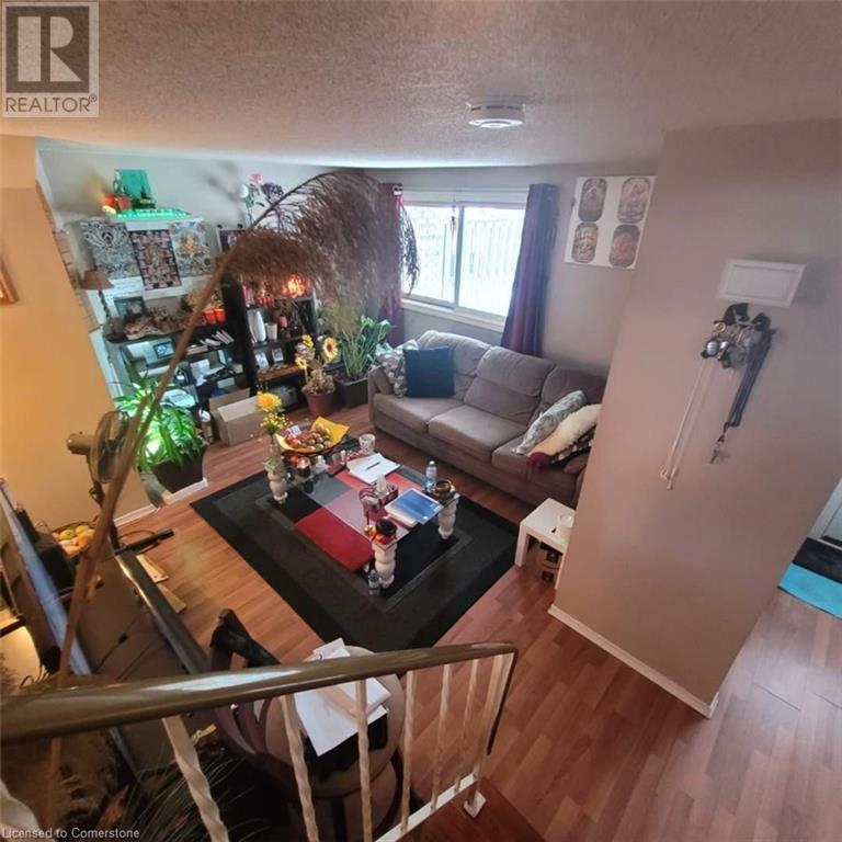 Property at 35 BRECKENRIDGE Drive Unit# 32 image 5