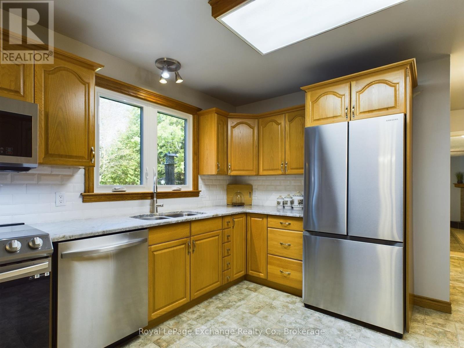 401767 Grey Road 4 Road, West Grey, Ontario  N4N 3B8 - Photo 11 - X11955610
