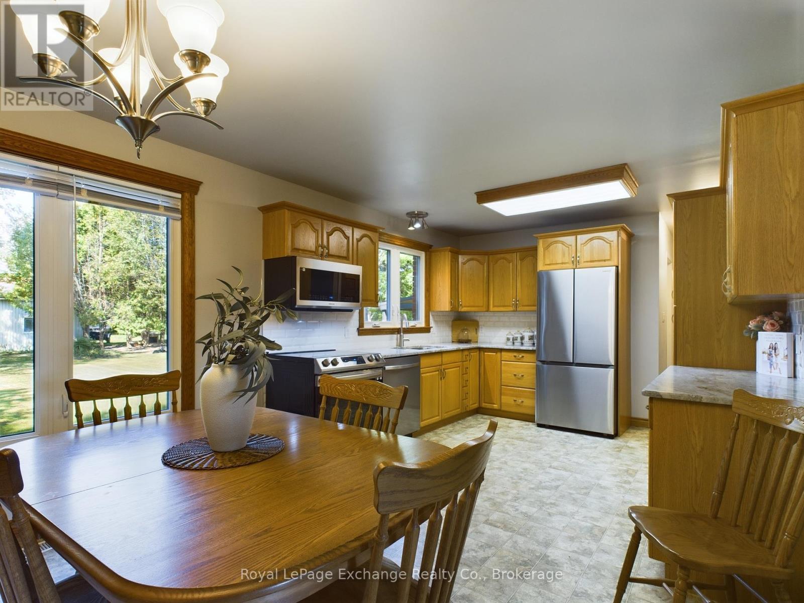 401767 Grey Road 4 Road, West Grey, Ontario  N4N 3B8 - Photo 9 - X11955610