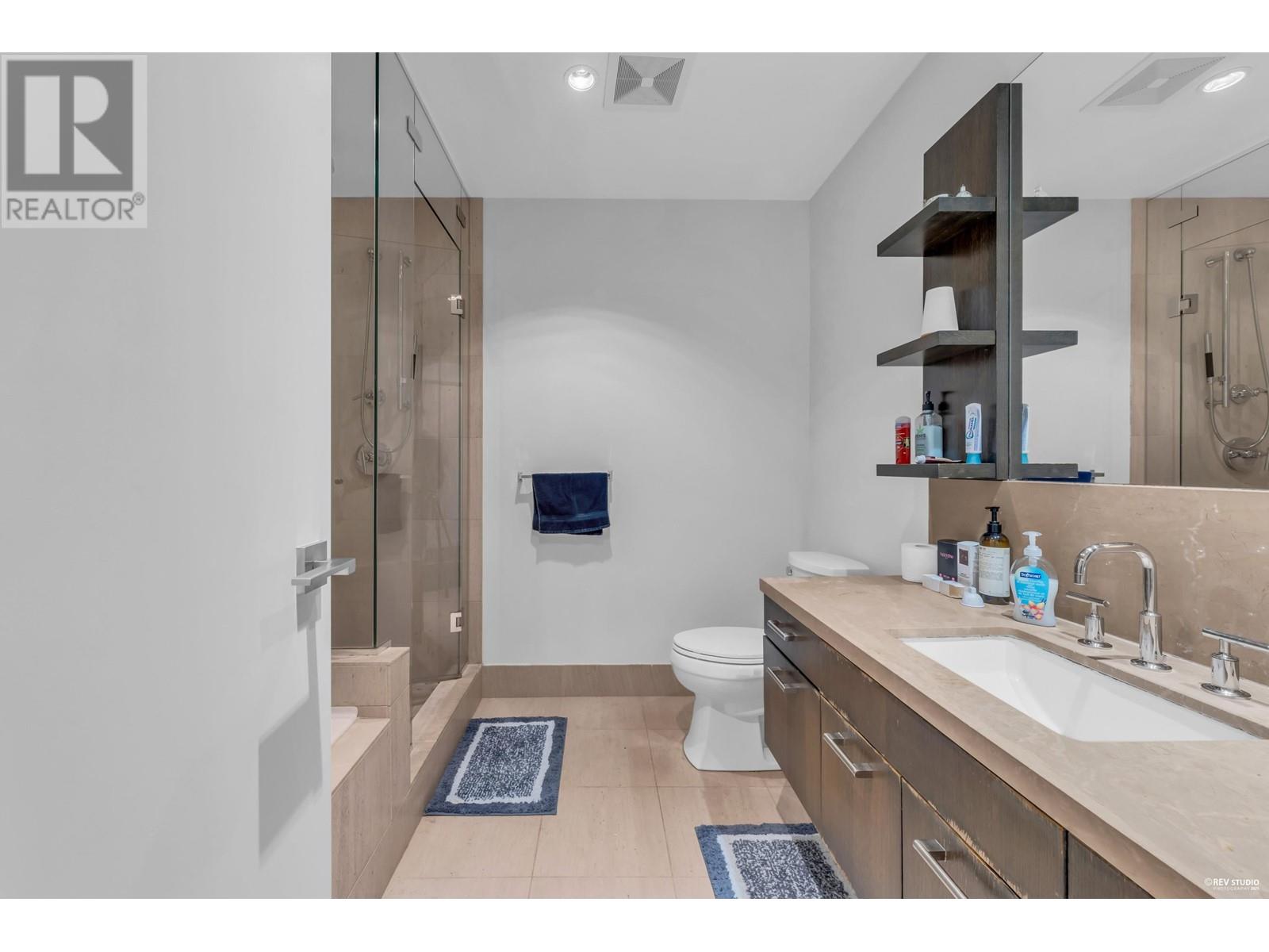 Listing Picture 24 of 34 : 206 6093 IONA DRIVE, Vancouver / 溫哥華 - 魯藝地產 Yvonne Lu Group - MLS Medallion Club Member