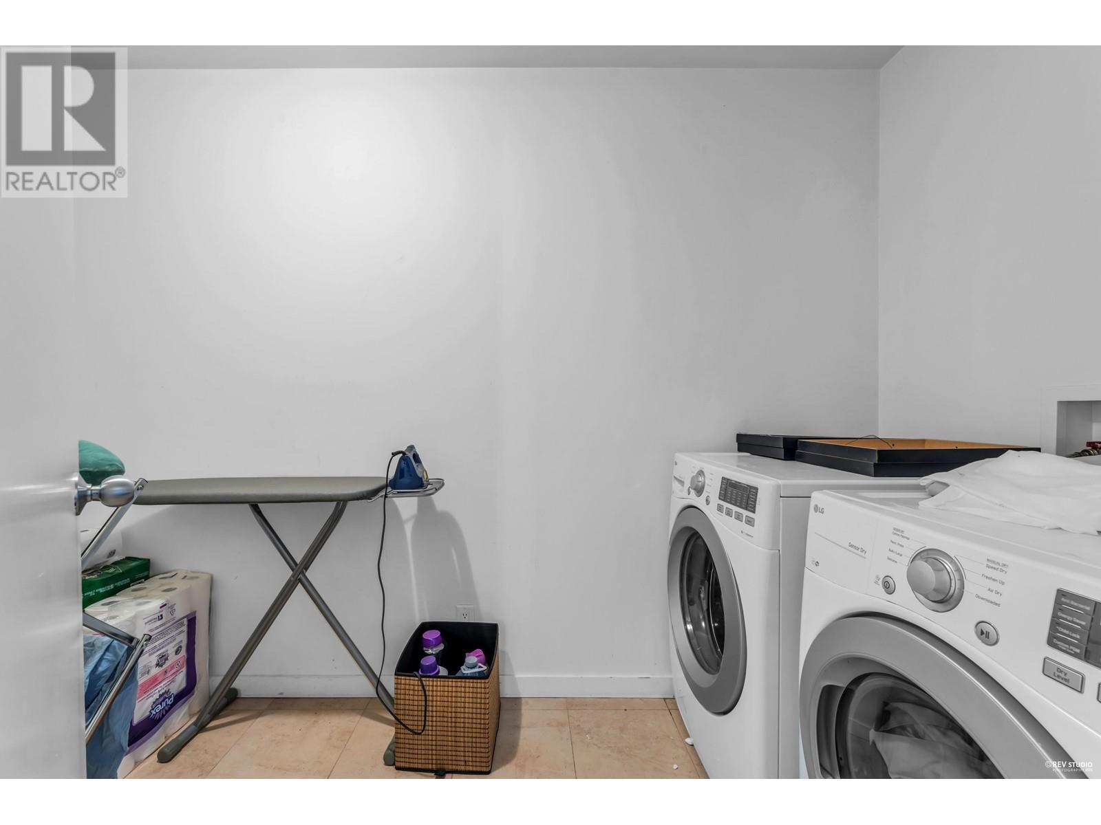 Listing Picture 26 of 34 : 206 6093 IONA DRIVE, Vancouver / 溫哥華 - 魯藝地產 Yvonne Lu Group - MLS Medallion Club Member