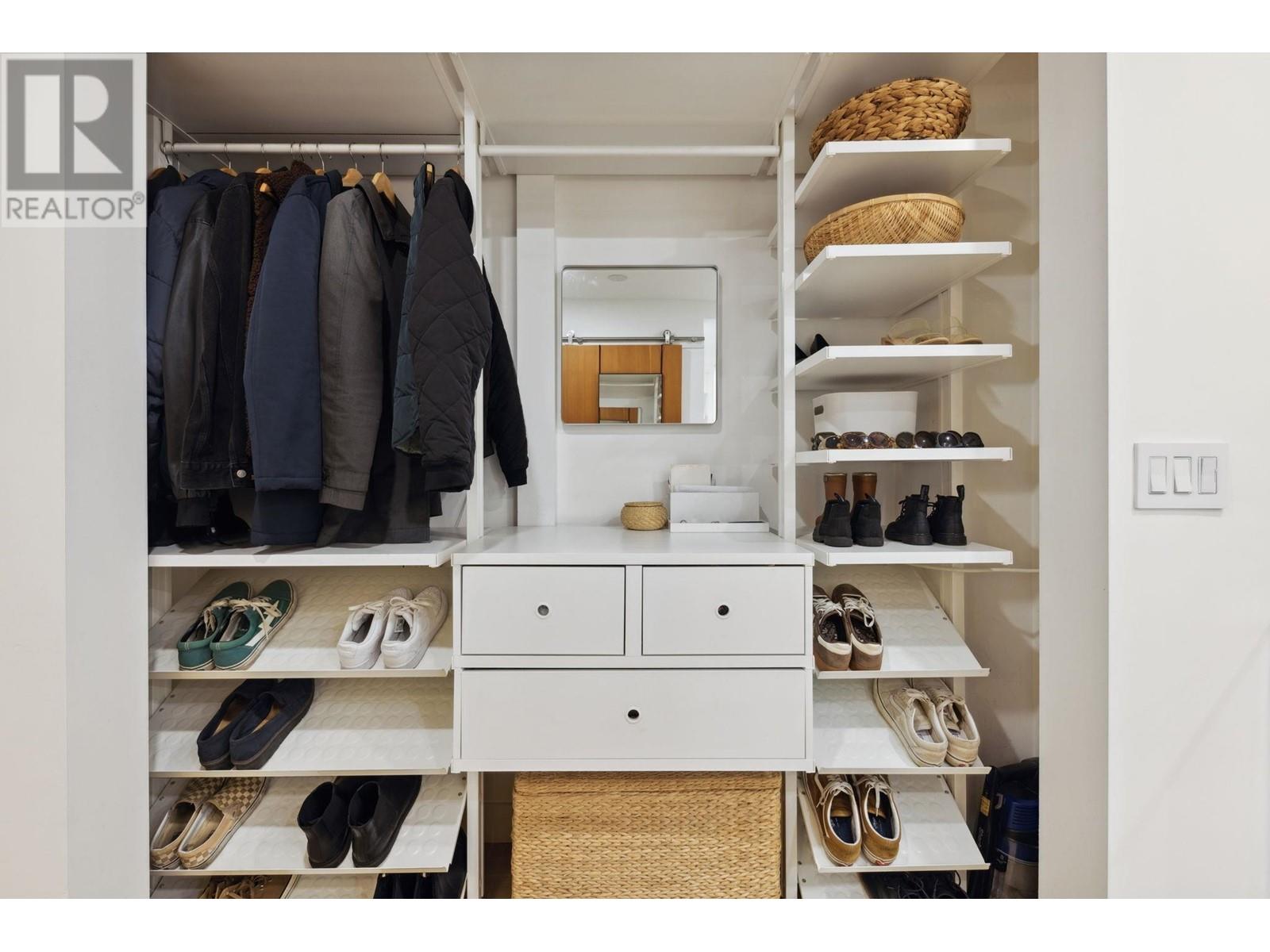 Listing Picture 16 of 40 : 205 1707 CHARLES STREET, Vancouver / 溫哥華 - 魯藝地產 Yvonne Lu Group - MLS Medallion Club Member