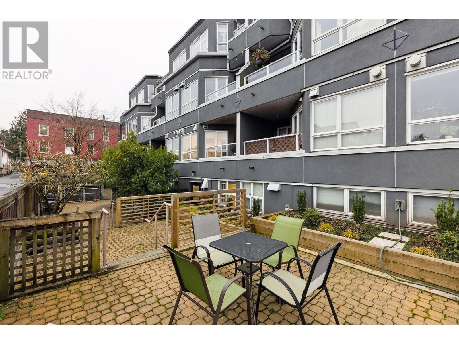 Listing Picture 34 of 40 : 205 1707 CHARLES STREET, Vancouver / 溫哥華 - 魯藝地產 Yvonne Lu Group - MLS Medallion Club Member
