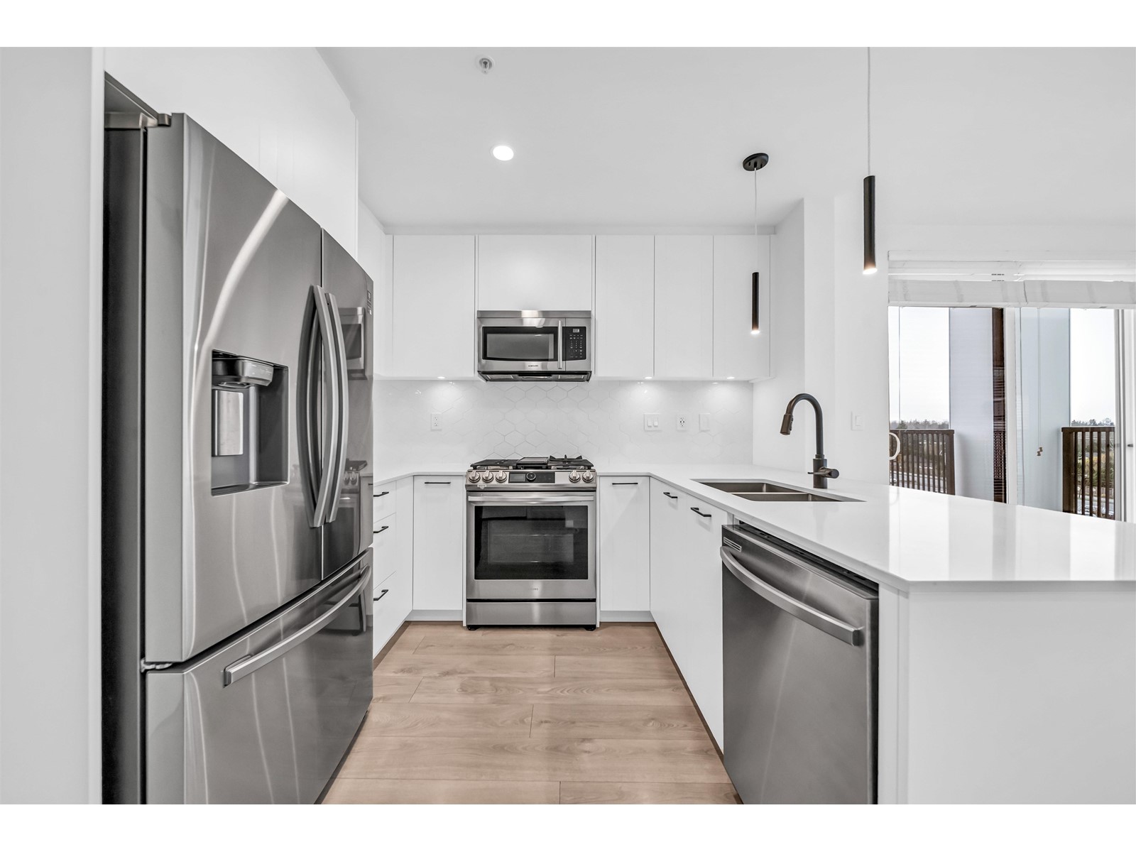 Property at B403 20018 83A AVENUE image 3