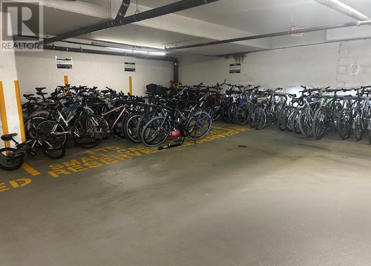 Listing Picture 11 of 14 : 1206 1420 W GEORGIA STREET, Vancouver / 溫哥華 - 魯藝地產 Yvonne Lu Group - MLS Medallion Club Member