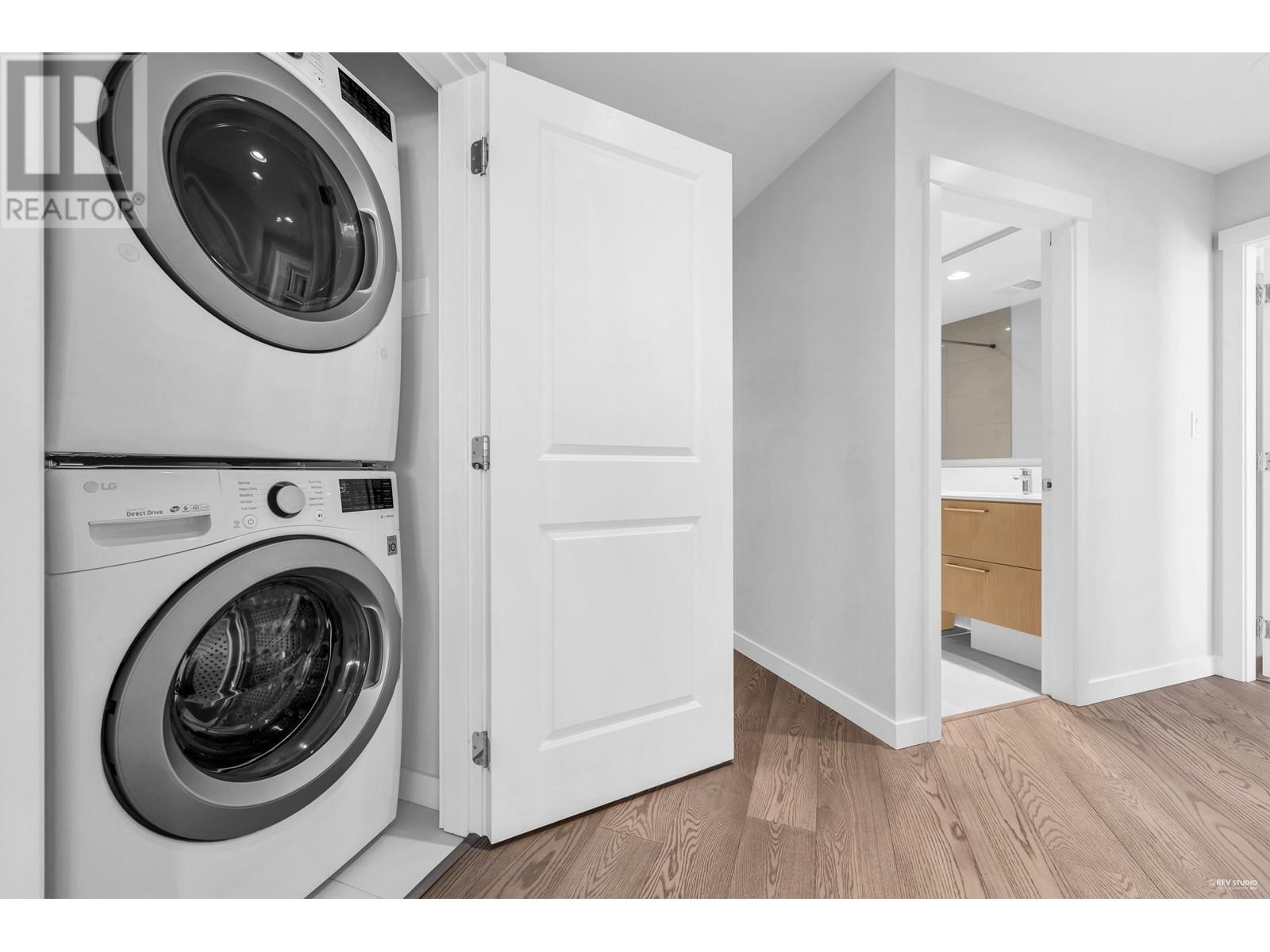 Listing Picture 20 of 35 : 606 3533 ROSS DRIVE, Vancouver / 溫哥華 - 魯藝地產 Yvonne Lu Group - MLS Medallion Club Member