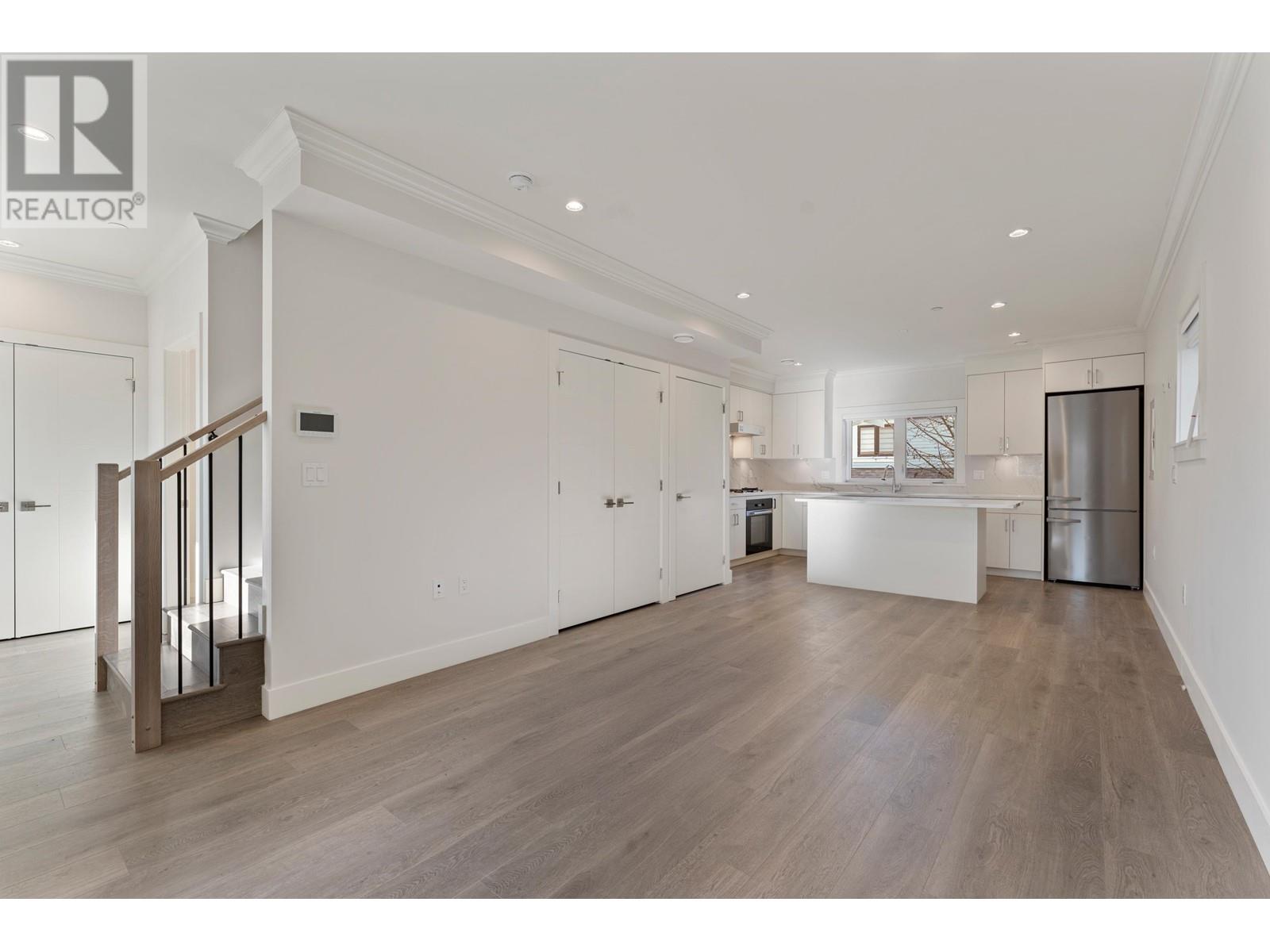 2225 W 16th Avenue, Vancouver, British Columbia  V6K 3B4 - Photo 10 - R2963470