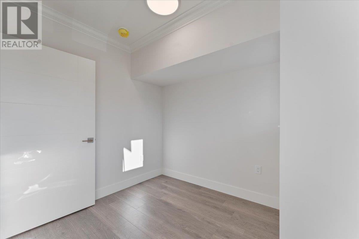 2225 W 16th Avenue, Vancouver, British Columbia  V6K 3B4 - Photo 31 - R2963470