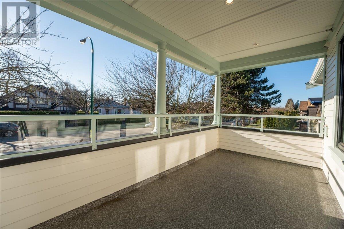 2225 W 16th Avenue, Vancouver, British Columbia  V6K 3B4 - Photo 6 - R2963470