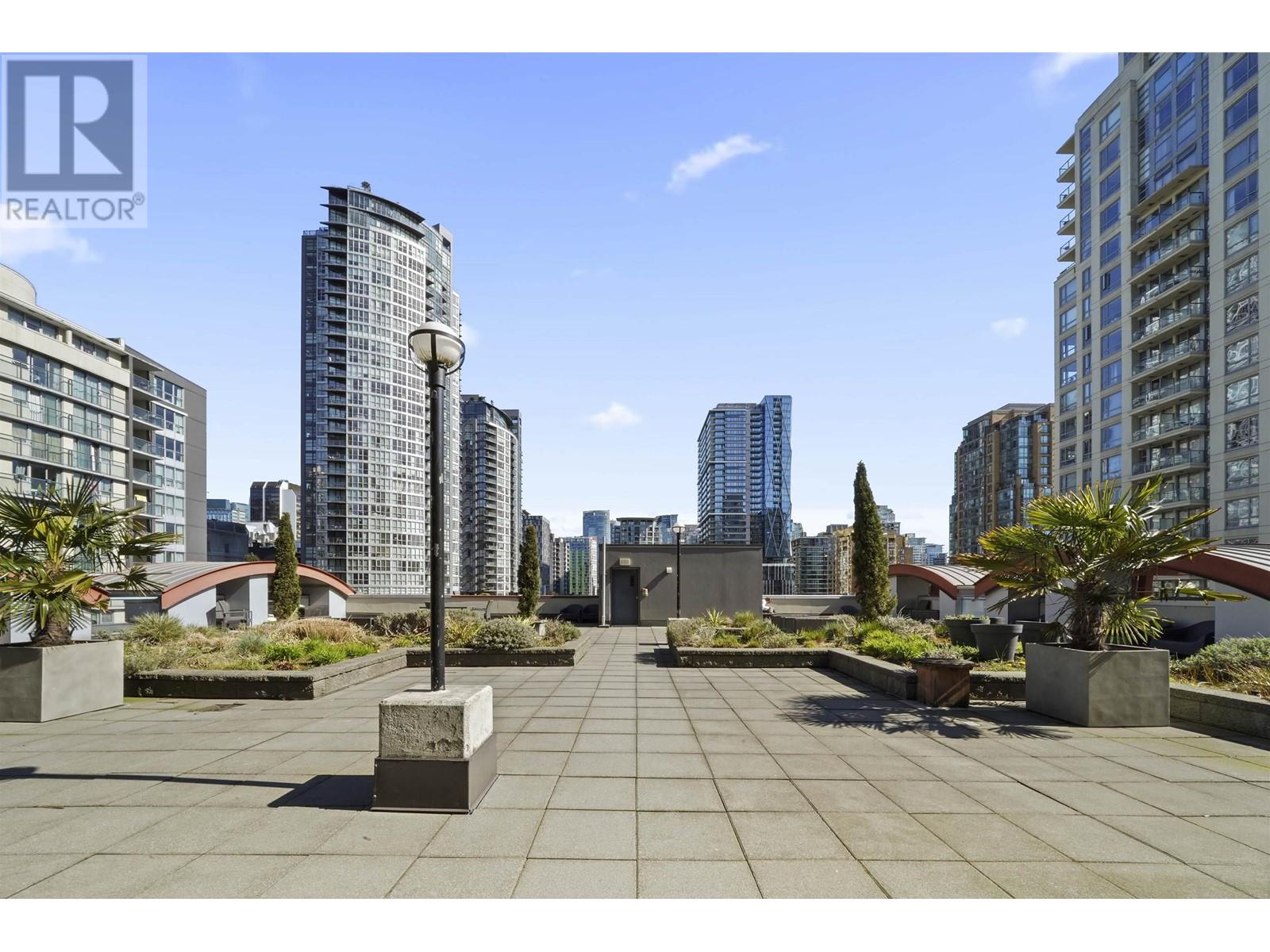 Listing Picture 19 of 19 : 1907 1238 SEYMOUR STREET, Vancouver / 溫哥華 - 魯藝地產 Yvonne Lu Group - MLS Medallion Club Member